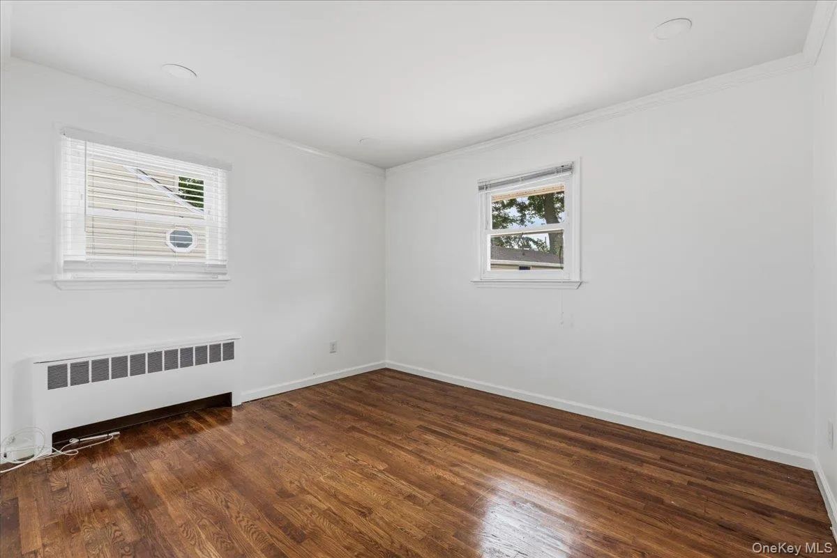 4 Cecil Place, Oyster Bay, NY, 4 Bedrooms Bedrooms, 6 Rooms Rooms,2 BathroomsBathrooms,Residential Lease,For Rent,Cecil,0,1037887 4 Cecil Place, Oyster Bay, NY, 4 Bedrooms Bedrooms, 6 Rooms Rooms,2 BathroomsBathrooms,Residential Lease,For Rent,Cecil,0,1037887