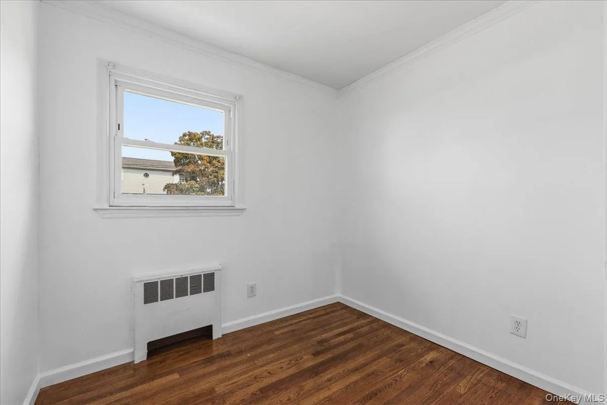 4 Cecil Place, Oyster Bay, NY, 4 Bedrooms Bedrooms, 6 Rooms Rooms,2 BathroomsBathrooms,Residential Lease,For Rent,Cecil,0,1037887 4 Cecil Place, Oyster Bay, NY, 4 Bedrooms Bedrooms, 6 Rooms Rooms,2 BathroomsBathrooms,Residential Lease,For Rent,Cecil,0,1037887