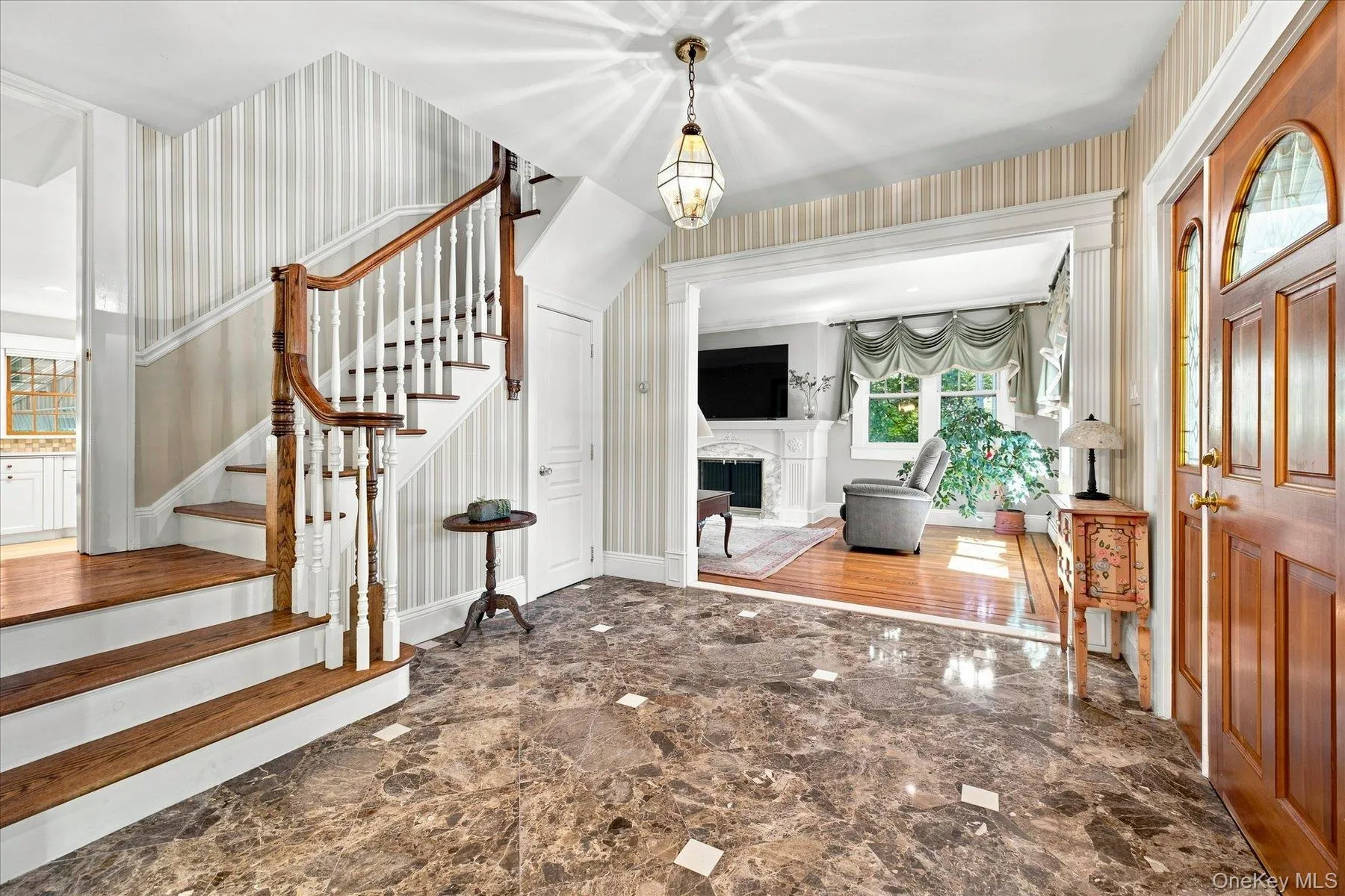 72 Broadway, Hempstead, NY, 4 Bedrooms Bedrooms, 9 Rooms Rooms,2 BathroomsBathrooms,Residential,For Rent,Broadway,0,1037893 72 Broadway, Hempstead, NY, 4 Bedrooms Bedrooms, 9 Rooms Rooms,2 BathroomsBathrooms,Residential,For Rent,Broadway,0,1037893