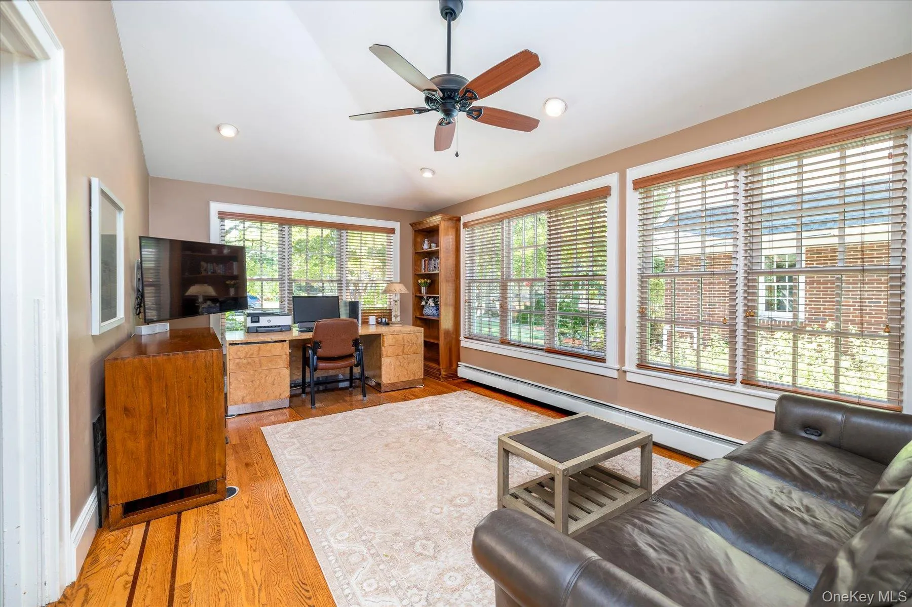 72 Broadway, Hempstead, NY, 4 Bedrooms Bedrooms, 9 Rooms Rooms,2 BathroomsBathrooms,Residential,For Rent,Broadway,0,1037893 72 Broadway, Hempstead, NY, 4 Bedrooms Bedrooms, 9 Rooms Rooms,2 BathroomsBathrooms,Residential,For Rent,Broadway,0,1037893