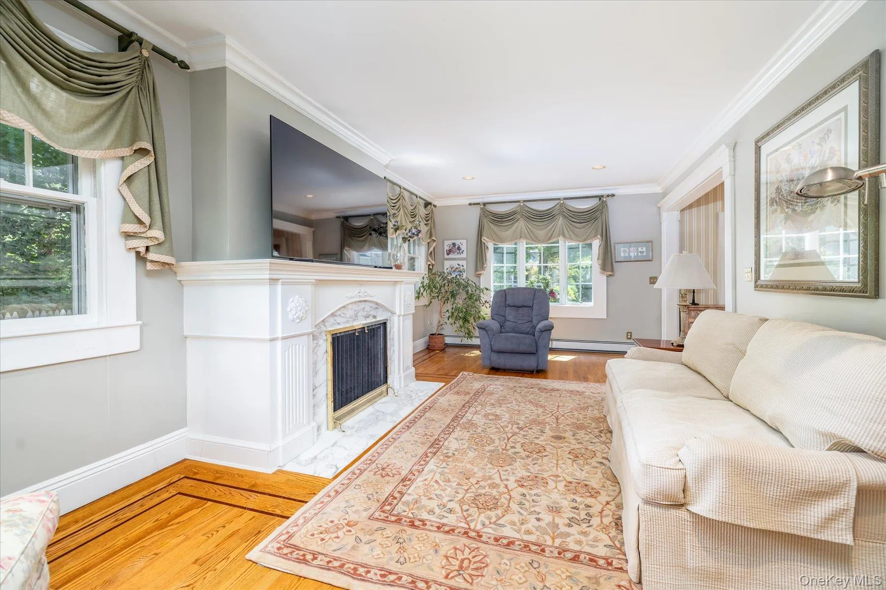 72 Broadway, Hempstead, NY, 4 Bedrooms Bedrooms, 9 Rooms Rooms,2 BathroomsBathrooms,Residential,For Rent,Broadway,0,1037893 72 Broadway, Hempstead, NY, 4 Bedrooms Bedrooms, 9 Rooms Rooms,2 BathroomsBathrooms,Residential,For Rent,Broadway,0,1037893