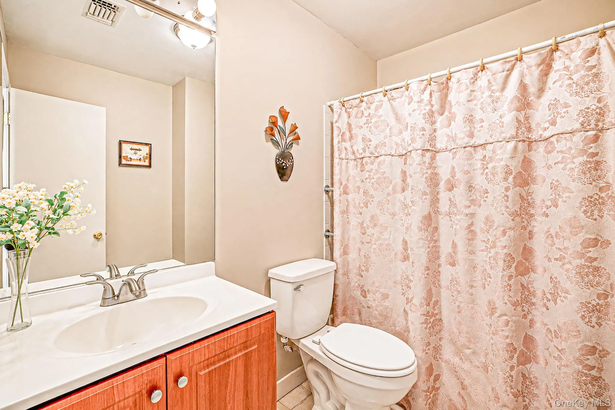 11 Broadlawn Drive, Islip, NY, 3 Bedrooms Bedrooms, 7 Rooms Rooms,2 BathroomsBathrooms,Residential,For Rent,Broadlawn,0,1037895 11 Broadlawn Drive, Islip, NY, 3 Bedrooms Bedrooms, 7 Rooms Rooms,2 BathroomsBathrooms,Residential,For Rent,Broadlawn,0,1037895