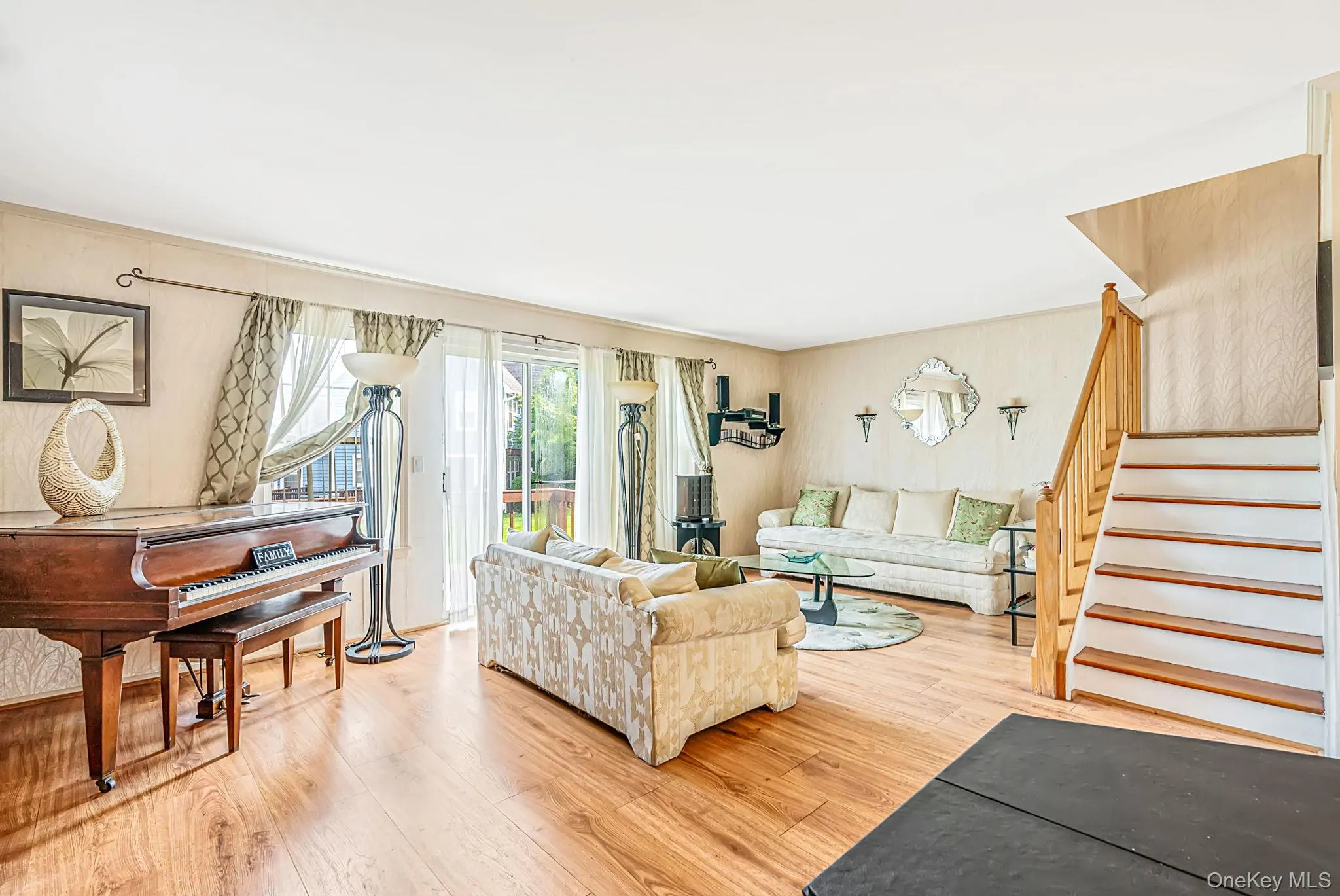 11 Broadlawn Drive, Islip, NY, 3 Bedrooms Bedrooms, 7 Rooms Rooms,2 BathroomsBathrooms,Residential,For Rent,Broadlawn,0,1037895 11 Broadlawn Drive, Islip, NY, 3 Bedrooms Bedrooms, 7 Rooms Rooms,2 BathroomsBathrooms,Residential,For Rent,Broadlawn,0,1037895