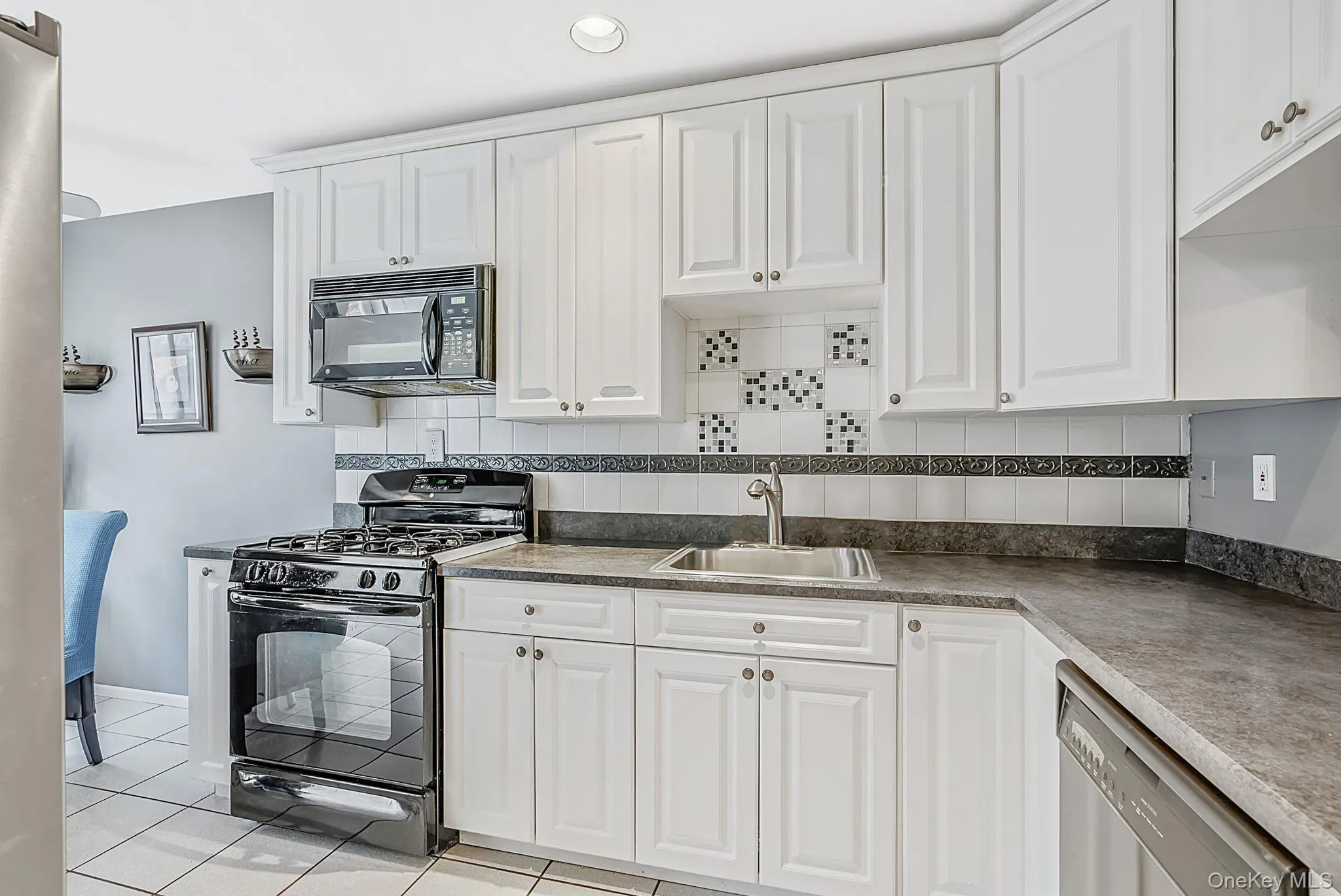 11 Broadlawn Drive, Islip, NY, 3 Bedrooms Bedrooms, 7 Rooms Rooms,2 BathroomsBathrooms,Residential,For Rent,Broadlawn,0,1037895 11 Broadlawn Drive, Islip, NY, 3 Bedrooms Bedrooms, 7 Rooms Rooms,2 BathroomsBathrooms,Residential,For Rent,Broadlawn,0,1037895