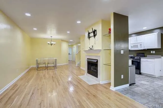 27 Underhill Drive, Haverstraw, NY, 2 Bedrooms Bedrooms, 9 Rooms Rooms,2 BathroomsBathrooms,Residential,For Rent,Underhill,0,1037898 27 Underhill Drive, Haverstraw, NY, 2 Bedrooms Bedrooms, 9 Rooms Rooms,2 BathroomsBathrooms,Residential,For Rent,Underhill,0,1037898