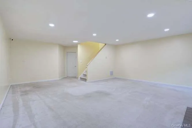 27 Underhill Drive, Haverstraw, NY, 2 Bedrooms Bedrooms, 9 Rooms Rooms,2 BathroomsBathrooms,Residential,For Rent,Underhill,0,1037898 27 Underhill Drive, Haverstraw, NY, 2 Bedrooms Bedrooms, 9 Rooms Rooms,2 BathroomsBathrooms,Residential,For Rent,Underhill,0,1037898