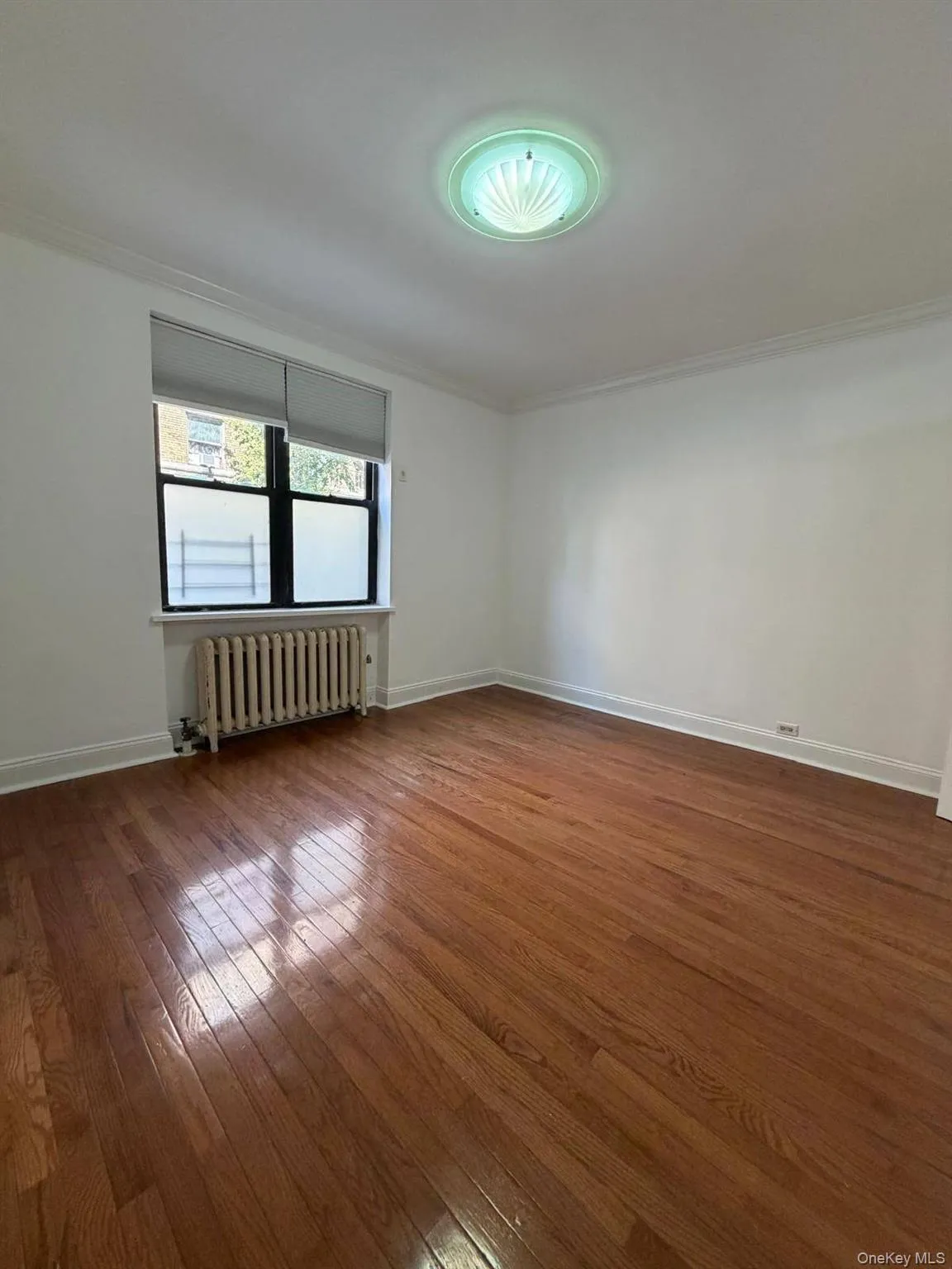 42-02 Layton Street, New York, NY, 2 Bedrooms Bedrooms, 5 Rooms Rooms,1 BathroomBathrooms,Residential,For Rent,Layton,0,1037906 42-02 Layton Street, New York, NY, 2 Bedrooms Bedrooms, 5 Rooms Rooms,1 BathroomBathrooms,Residential,For Rent,Layton,0,1037906