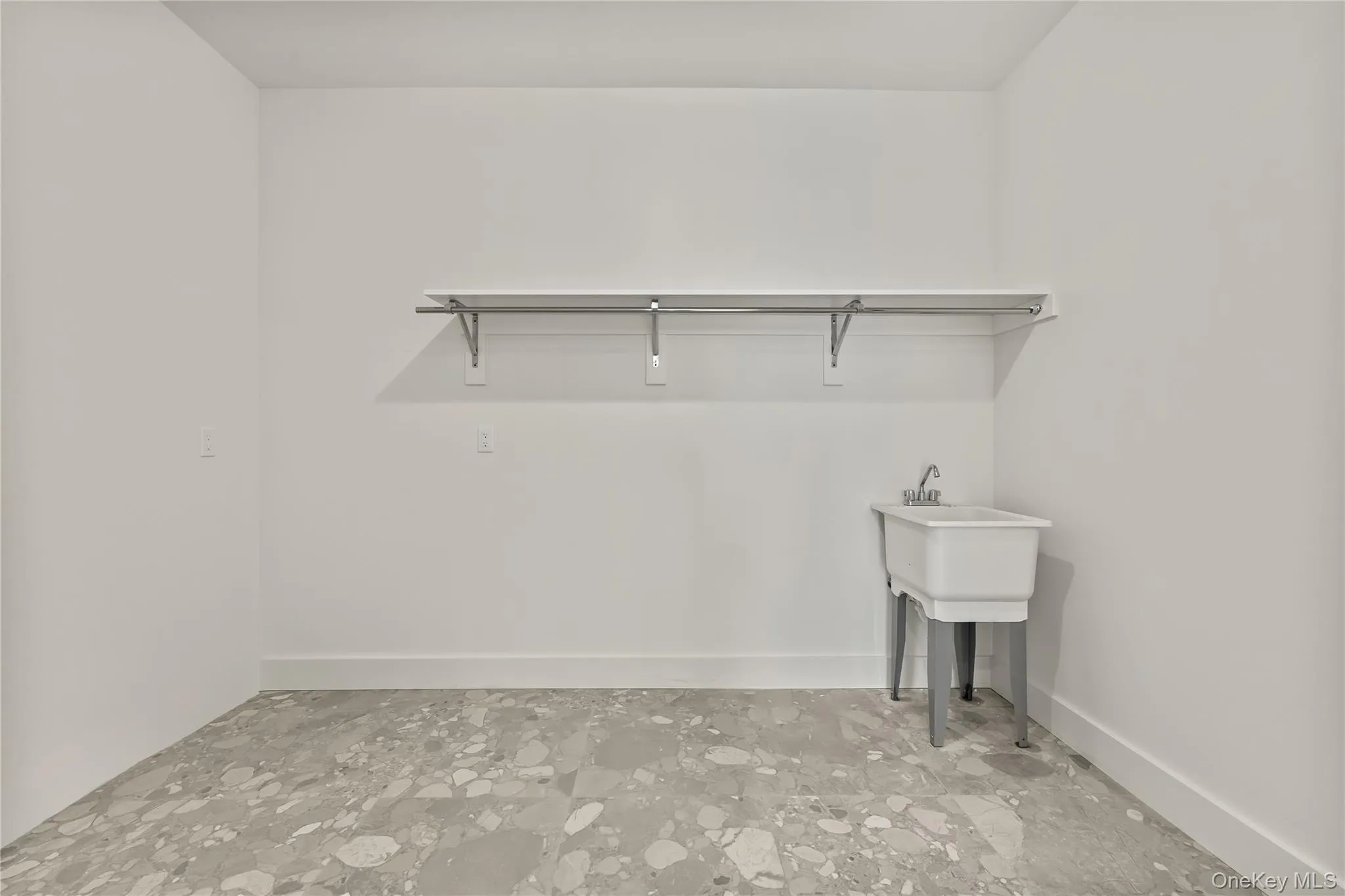 110 Fairview Avenue, Ramapo, NY, 9 Bedrooms Bedrooms, 16 Rooms Rooms,5 BathroomsBathrooms,Residential,For Rent,Fairview,0,1037910 110 Fairview Avenue, Ramapo, NY, 9 Bedrooms Bedrooms, 16 Rooms Rooms,5 BathroomsBathrooms,Residential,For Rent,Fairview,0,1037910