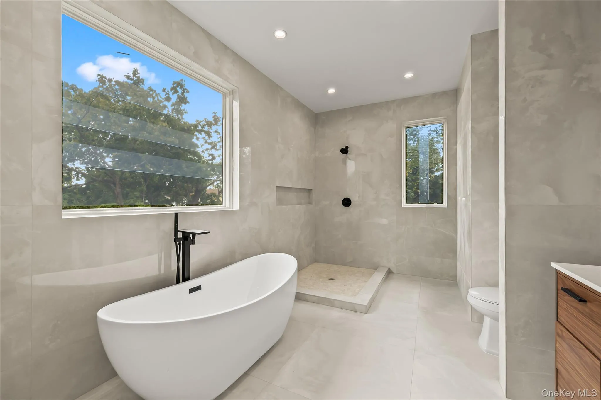 110 Fairview Avenue, Ramapo, NY, 9 Bedrooms Bedrooms, 16 Rooms Rooms,5 BathroomsBathrooms,Residential,For Rent,Fairview,0,1037910 110 Fairview Avenue, Ramapo, NY, 9 Bedrooms Bedrooms, 16 Rooms Rooms,5 BathroomsBathrooms,Residential,For Rent,Fairview,0,1037910