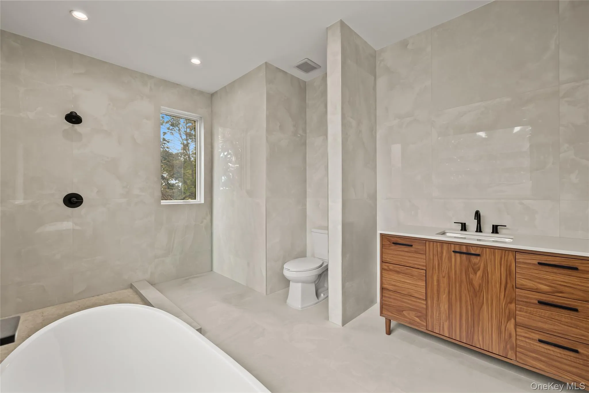 110 Fairview Avenue, Ramapo, NY, 9 Bedrooms Bedrooms, 16 Rooms Rooms,5 BathroomsBathrooms,Residential,For Rent,Fairview,0,1037910 110 Fairview Avenue, Ramapo, NY, 9 Bedrooms Bedrooms, 16 Rooms Rooms,5 BathroomsBathrooms,Residential,For Rent,Fairview,0,1037910