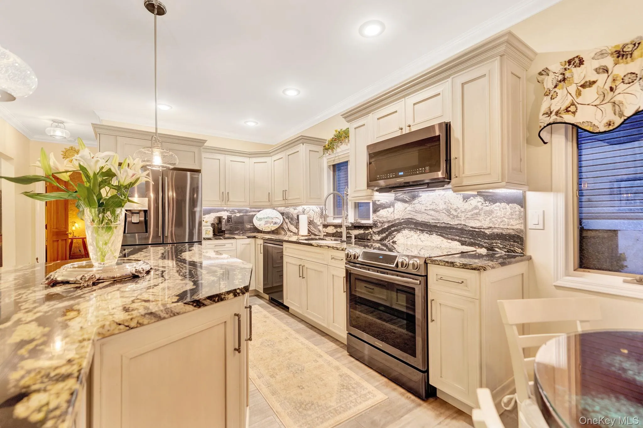 2660 Riverside Drive, Hempstead, NY, 3 Bedrooms Bedrooms, 6 Rooms Rooms,2 BathroomsBathrooms,Residential,For Rent,Riverside,0,1037911 2660 Riverside Drive, Hempstead, NY, 3 Bedrooms Bedrooms, 6 Rooms Rooms,2 BathroomsBathrooms,Residential,For Rent,Riverside,0,1037911