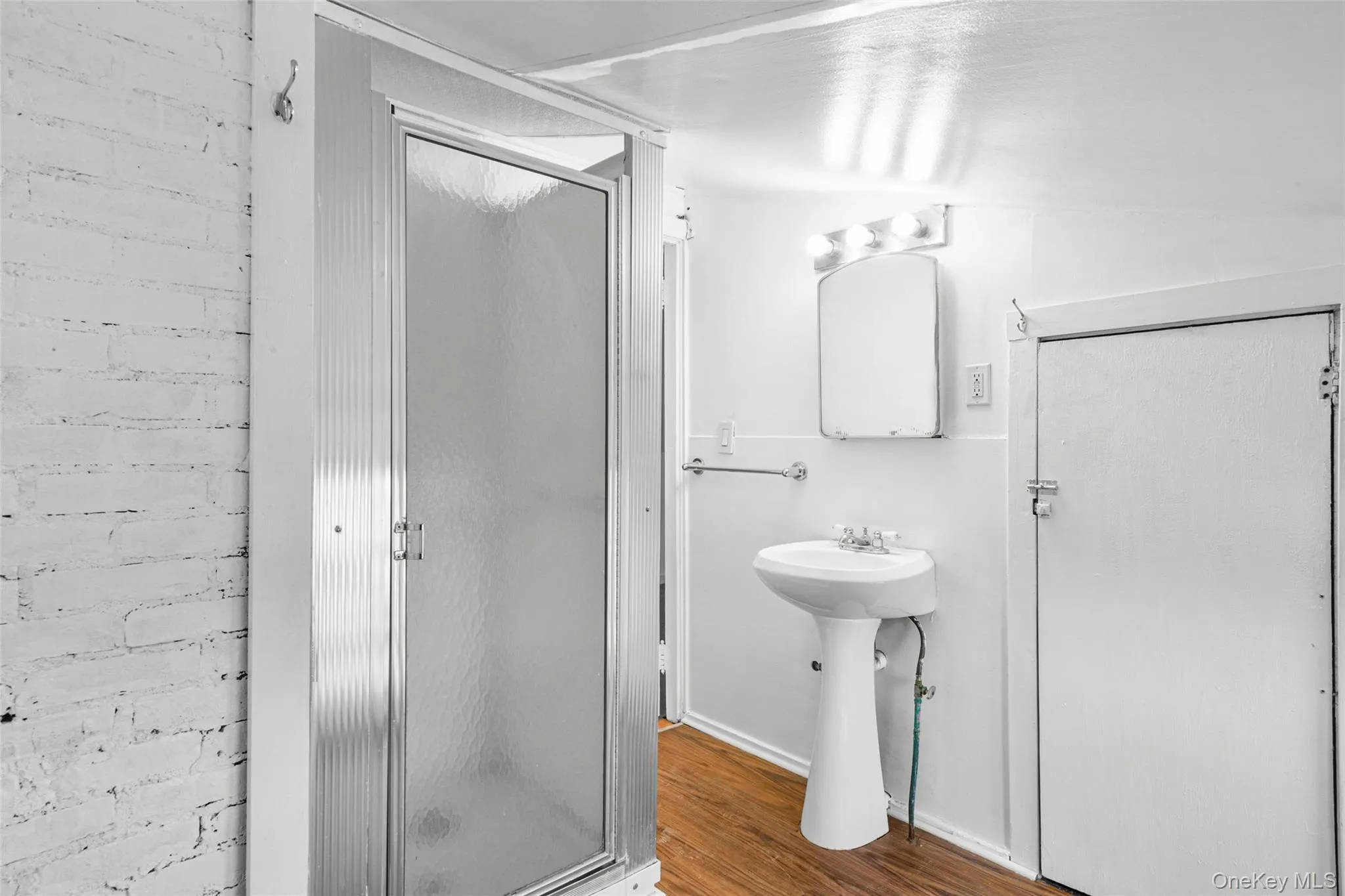 Spacious 3rd floor bathroom Spacious 3rd floor bathroom