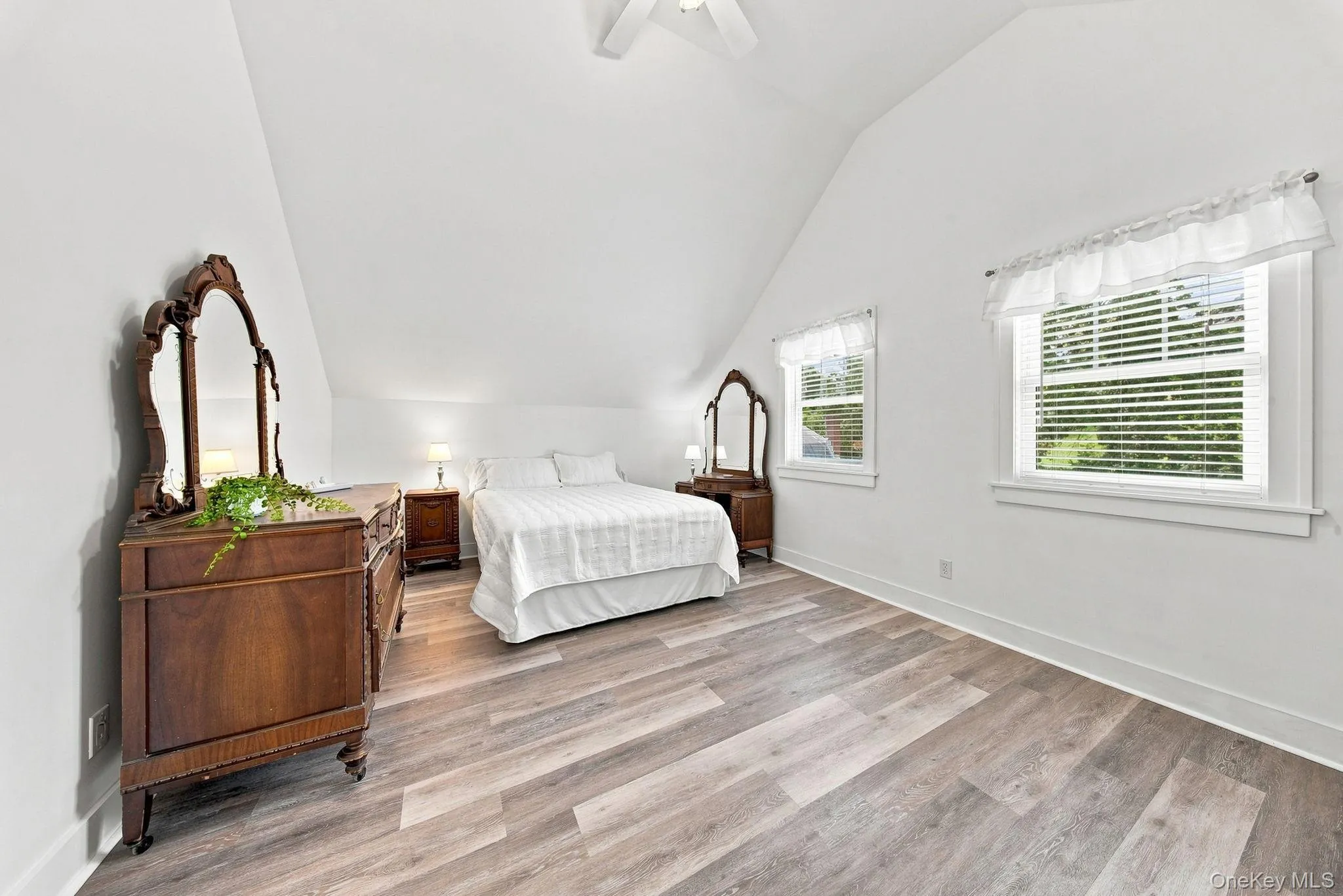 47 Montgomery Street, Goshen, NY, 4 Bedrooms Bedrooms, 8 Rooms Rooms,2 BathroomsBathrooms,Residential,For Rent,Montgomery,0,1037919 47 Montgomery Street, Goshen, NY, 4 Bedrooms Bedrooms, 8 Rooms Rooms,2 BathroomsBathrooms,Residential,For Rent,Montgomery,0,1037919