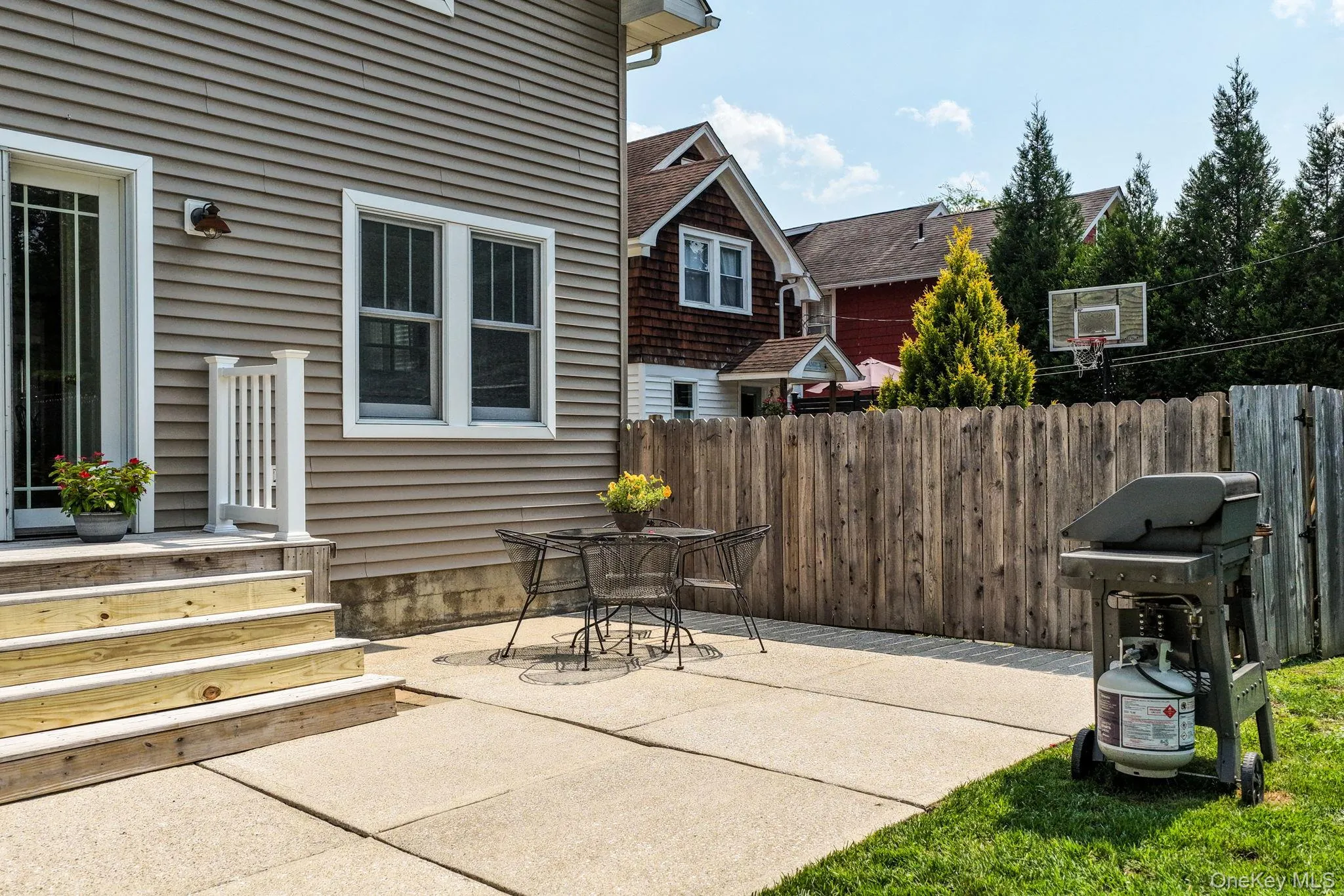 47 Montgomery Street, Goshen, NY, 4 Bedrooms Bedrooms, 8 Rooms Rooms,2 BathroomsBathrooms,Residential,For Rent,Montgomery,0,1037919 47 Montgomery Street, Goshen, NY, 4 Bedrooms Bedrooms, 8 Rooms Rooms,2 BathroomsBathrooms,Residential,For Rent,Montgomery,0,1037919