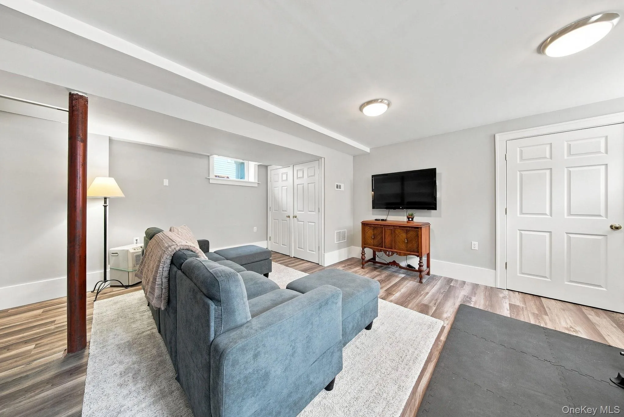 47 Montgomery Street, Goshen, NY, 4 Bedrooms Bedrooms, 8 Rooms Rooms,2 BathroomsBathrooms,Residential,For Rent,Montgomery,0,1037919 47 Montgomery Street, Goshen, NY, 4 Bedrooms Bedrooms, 8 Rooms Rooms,2 BathroomsBathrooms,Residential,For Rent,Montgomery,0,1037919