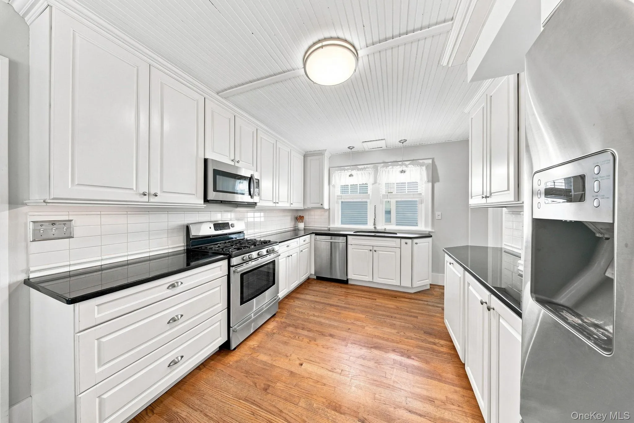 47 Montgomery Street, Goshen, NY, 4 Bedrooms Bedrooms, 8 Rooms Rooms,2 BathroomsBathrooms,Residential,For Rent,Montgomery,0,1037919 47 Montgomery Street, Goshen, NY, 4 Bedrooms Bedrooms, 8 Rooms Rooms,2 BathroomsBathrooms,Residential,For Rent,Montgomery,0,1037919