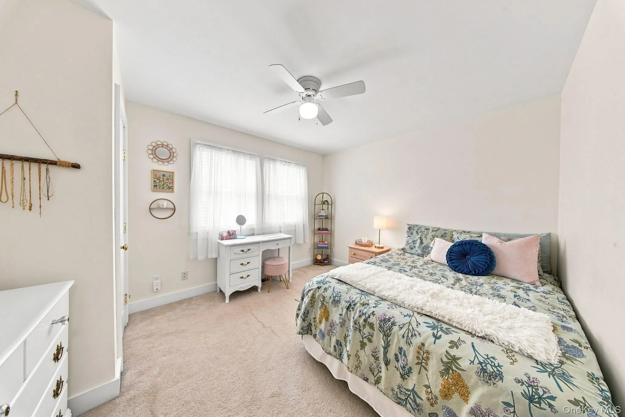 47 Montgomery Street, Goshen, NY, 4 Bedrooms Bedrooms, 8 Rooms Rooms,2 BathroomsBathrooms,Residential,For Rent,Montgomery,0,1037919 47 Montgomery Street, Goshen, NY, 4 Bedrooms Bedrooms, 8 Rooms Rooms,2 BathroomsBathrooms,Residential,For Rent,Montgomery,0,1037919