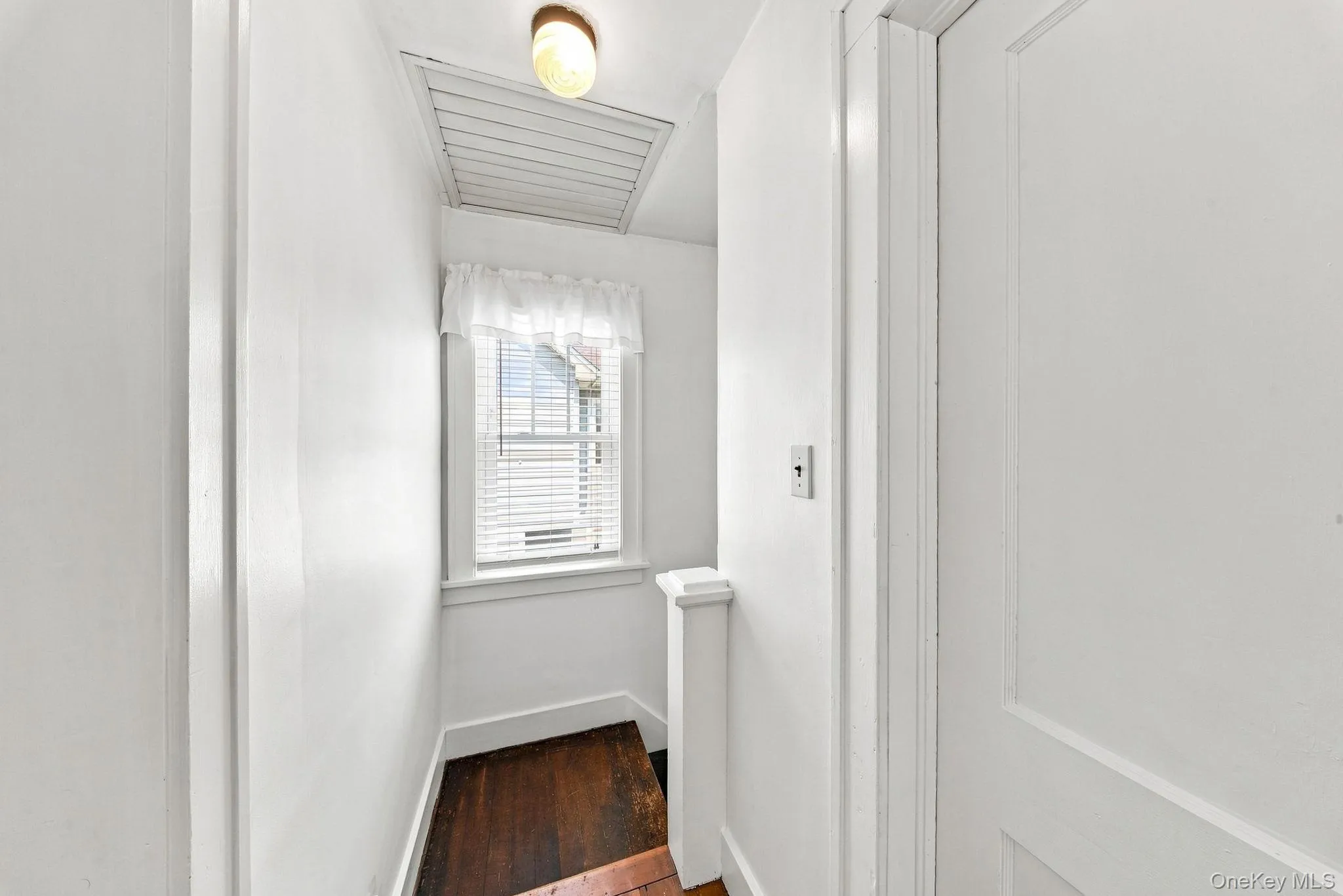 47 Montgomery Street, Goshen, NY, 4 Bedrooms Bedrooms, 8 Rooms Rooms,2 BathroomsBathrooms,Residential,For Rent,Montgomery,0,1037919 47 Montgomery Street, Goshen, NY, 4 Bedrooms Bedrooms, 8 Rooms Rooms,2 BathroomsBathrooms,Residential,For Rent,Montgomery,0,1037919