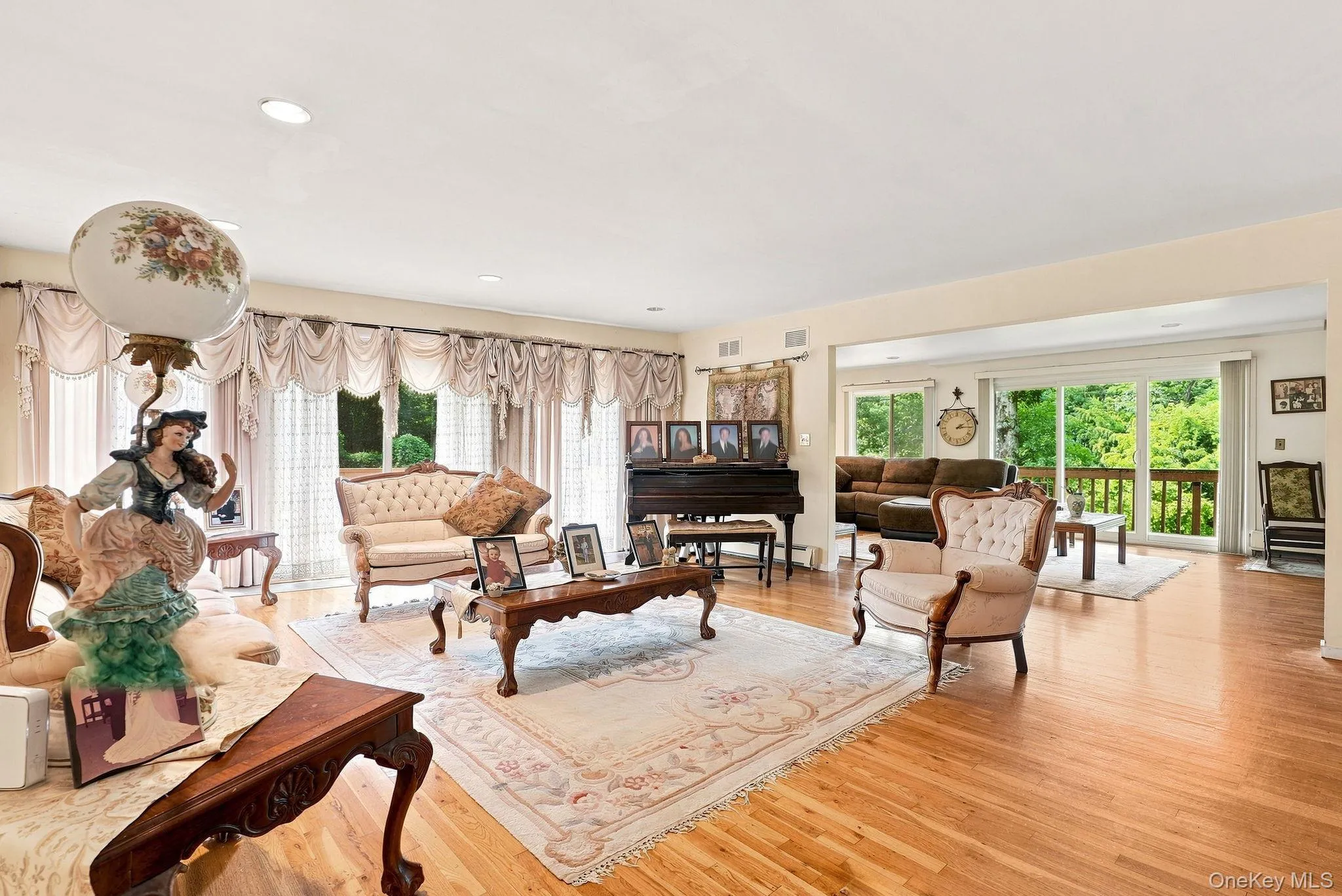444 West Street, Harrison, NY, 4 Bedrooms Bedrooms, 14 Rooms Rooms,3 BathroomsBathrooms,Residential,For Rent,West,0,1037920 444 West Street, Harrison, NY, 4 Bedrooms Bedrooms, 14 Rooms Rooms,3 BathroomsBathrooms,Residential,For Rent,West,0,1037920