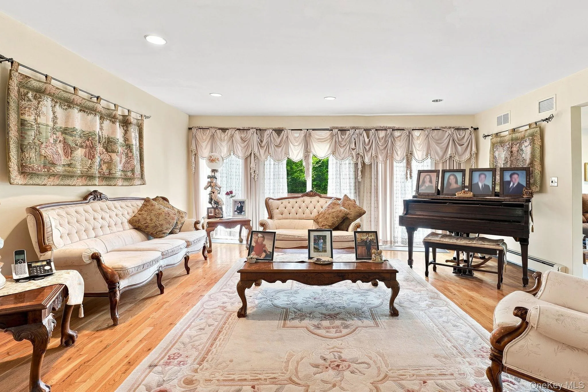 444 West Street, Harrison, NY, 4 Bedrooms Bedrooms, 14 Rooms Rooms,3 BathroomsBathrooms,Residential,For Rent,West,0,1037920 444 West Street, Harrison, NY, 4 Bedrooms Bedrooms, 14 Rooms Rooms,3 BathroomsBathrooms,Residential,For Rent,West,0,1037920