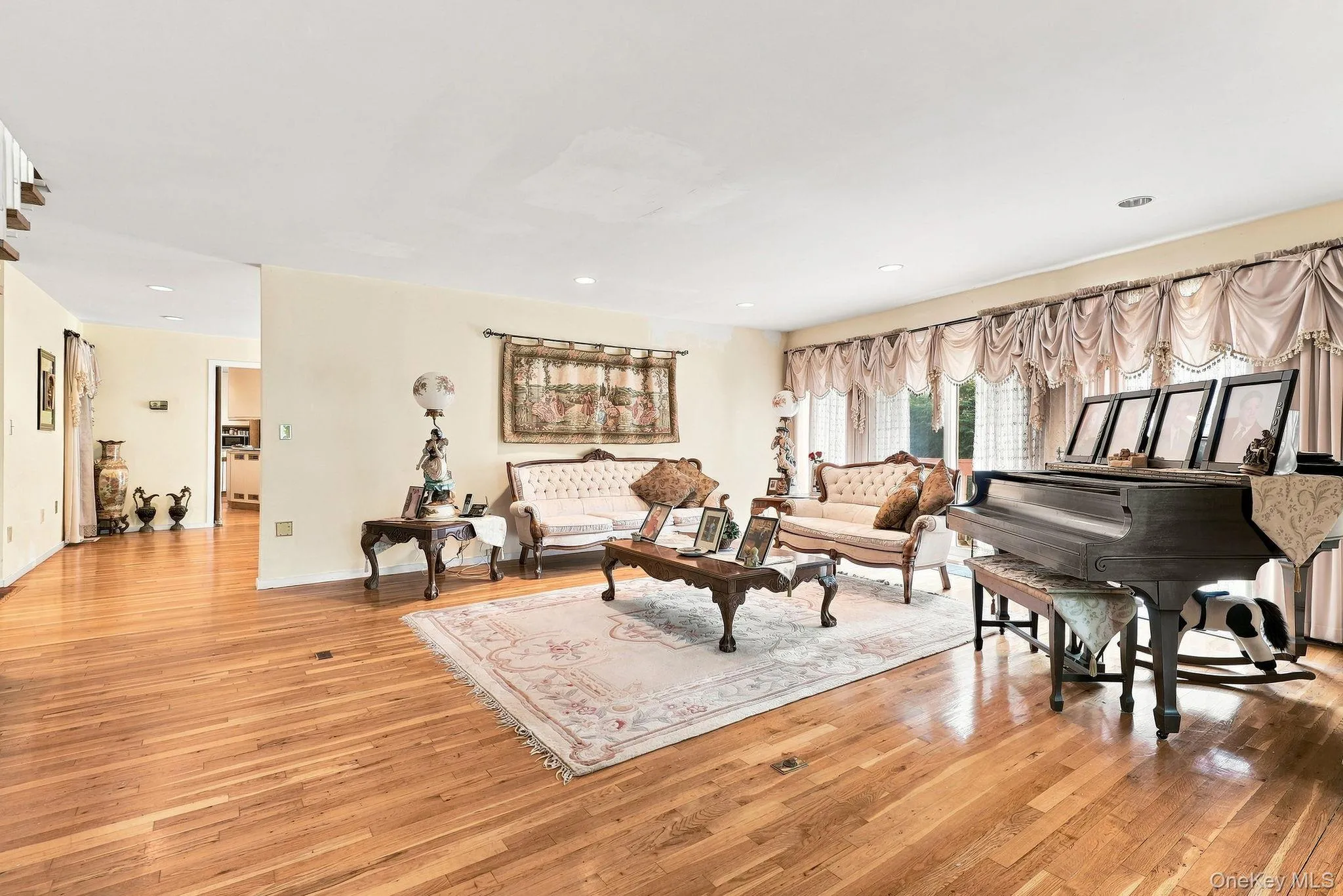 444 West Street, Harrison, NY, 4 Bedrooms Bedrooms, 14 Rooms Rooms,3 BathroomsBathrooms,Residential,For Rent,West,0,1037920 444 West Street, Harrison, NY, 4 Bedrooms Bedrooms, 14 Rooms Rooms,3 BathroomsBathrooms,Residential,For Rent,West,0,1037920
