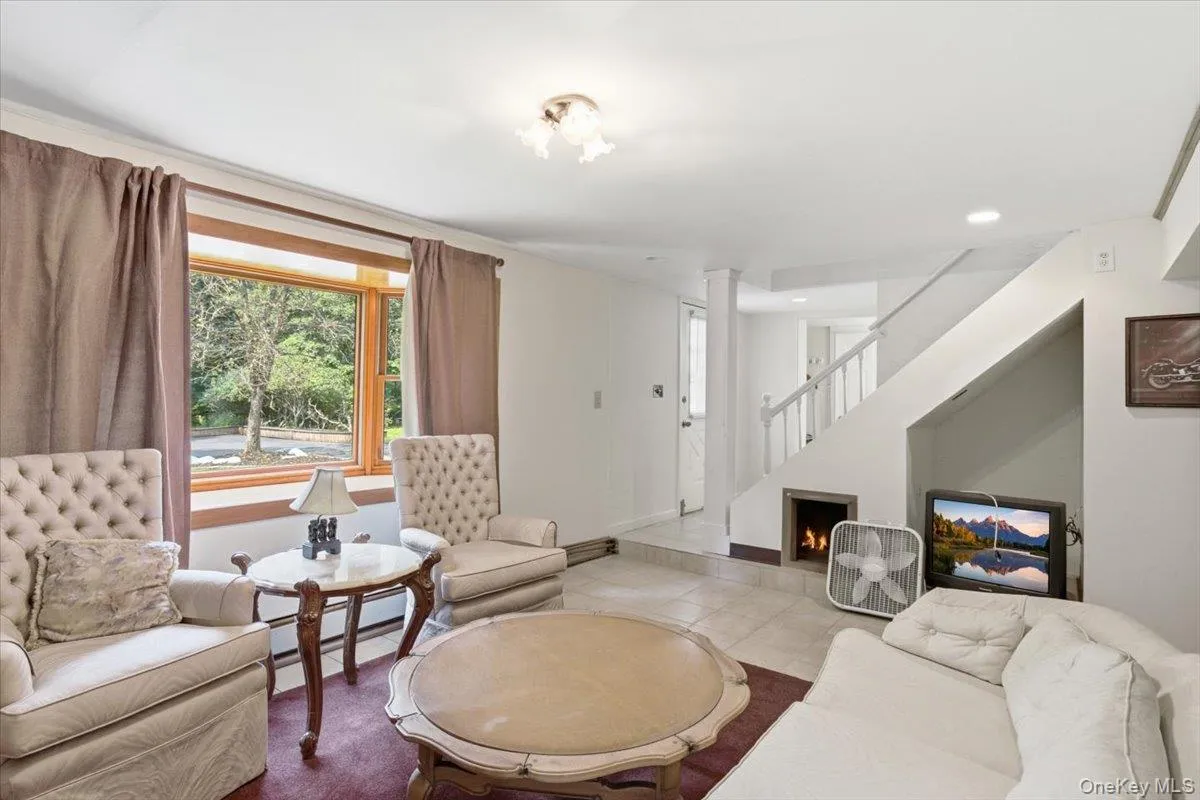 31 Favorito Road, Cairo, NY, 7 Bedrooms Bedrooms, 11 Rooms Rooms,4 BathroomsBathrooms,Residential,For Rent,Favorito,0,1037921 31 Favorito Road, Cairo, NY, 7 Bedrooms Bedrooms, 11 Rooms Rooms,4 BathroomsBathrooms,Residential,For Rent,Favorito,0,1037921