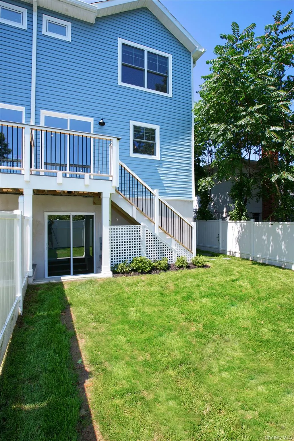 42 Linwood Road, North Hempstead, NY, 3 Bedrooms Bedrooms, 9 Rooms Rooms,3 BathroomsBathrooms,Residential Lease,For Rent,Linwood,0,1037923 42 Linwood Road, North Hempstead, NY, 3 Bedrooms Bedrooms, 9 Rooms Rooms,3 BathroomsBathrooms,Residential Lease,For Rent,Linwood,0,1037923
