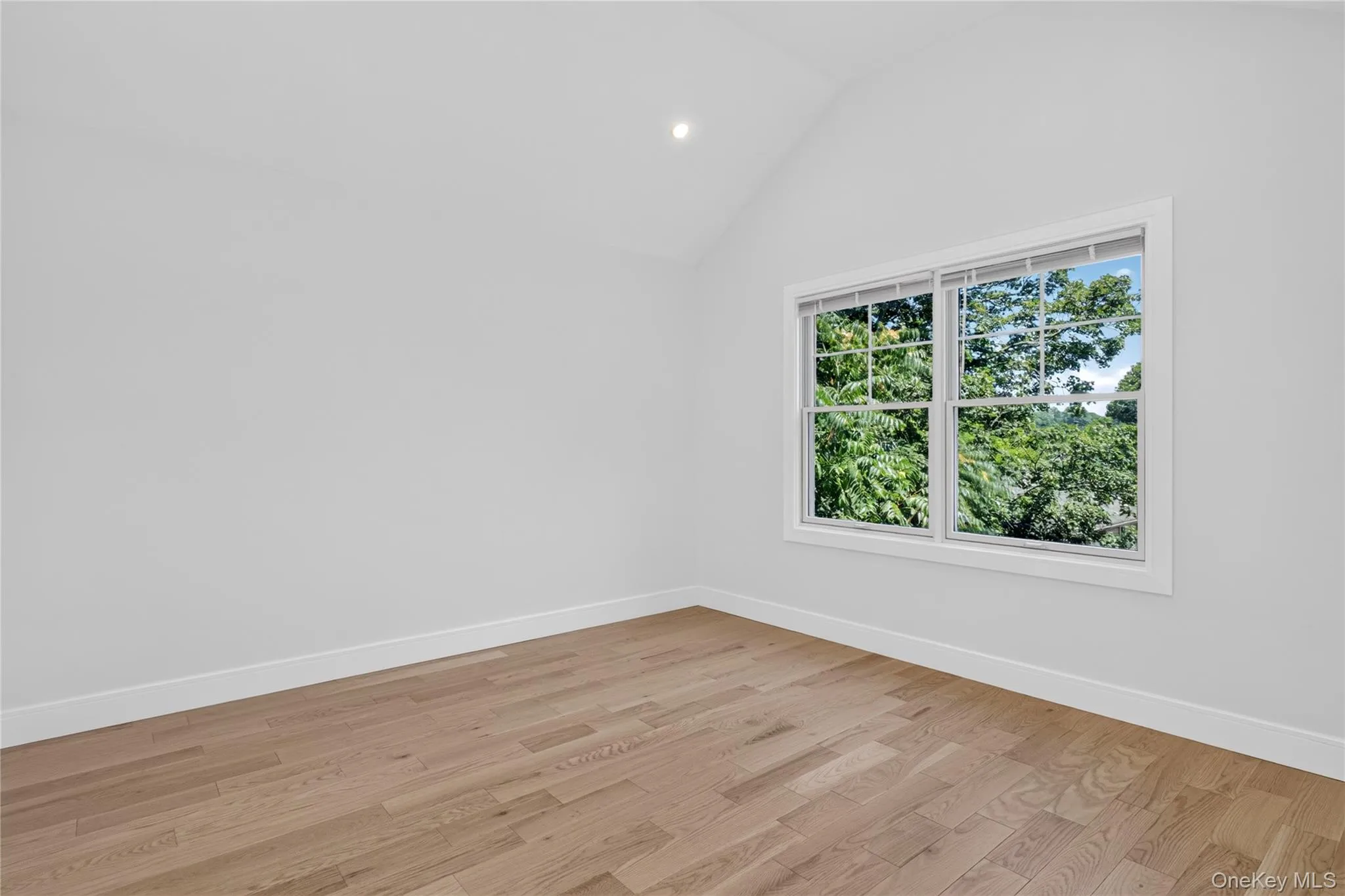 42 Linwood Road, North Hempstead, NY, 3 Bedrooms Bedrooms, 9 Rooms Rooms,3 BathroomsBathrooms,Residential Lease,For Rent,Linwood,0,1037923 42 Linwood Road, North Hempstead, NY, 3 Bedrooms Bedrooms, 9 Rooms Rooms,3 BathroomsBathrooms,Residential Lease,For Rent,Linwood,0,1037923