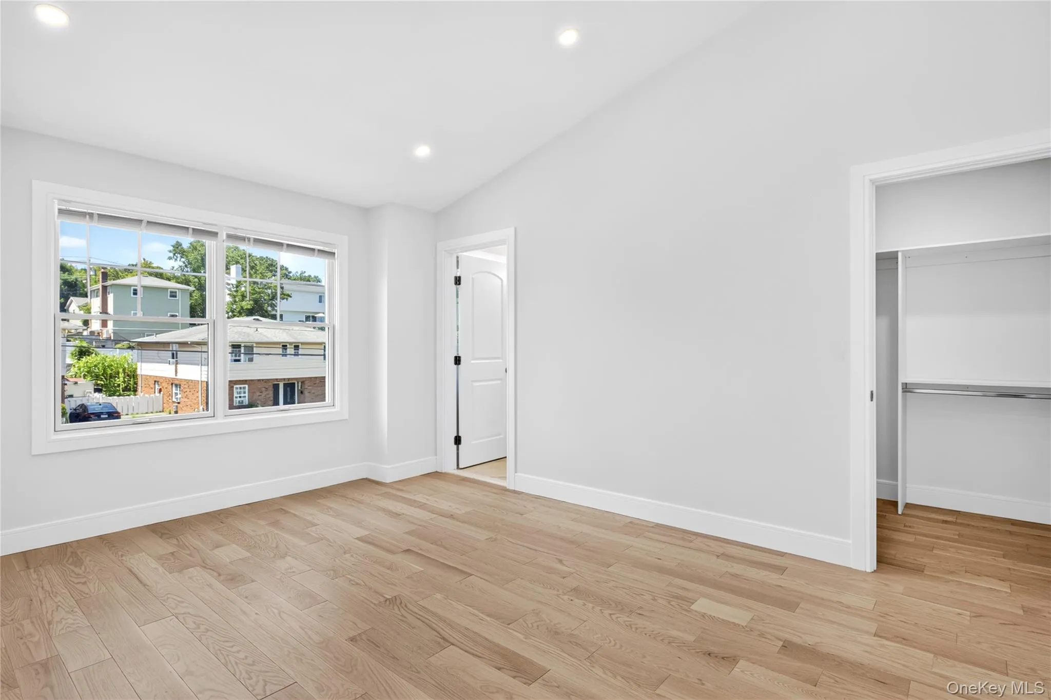 42 Linwood Road, North Hempstead, NY, 3 Bedrooms Bedrooms, 9 Rooms Rooms,3 BathroomsBathrooms,Residential Lease,For Rent,Linwood,0,1037923 42 Linwood Road, North Hempstead, NY, 3 Bedrooms Bedrooms, 9 Rooms Rooms,3 BathroomsBathrooms,Residential Lease,For Rent,Linwood,0,1037923