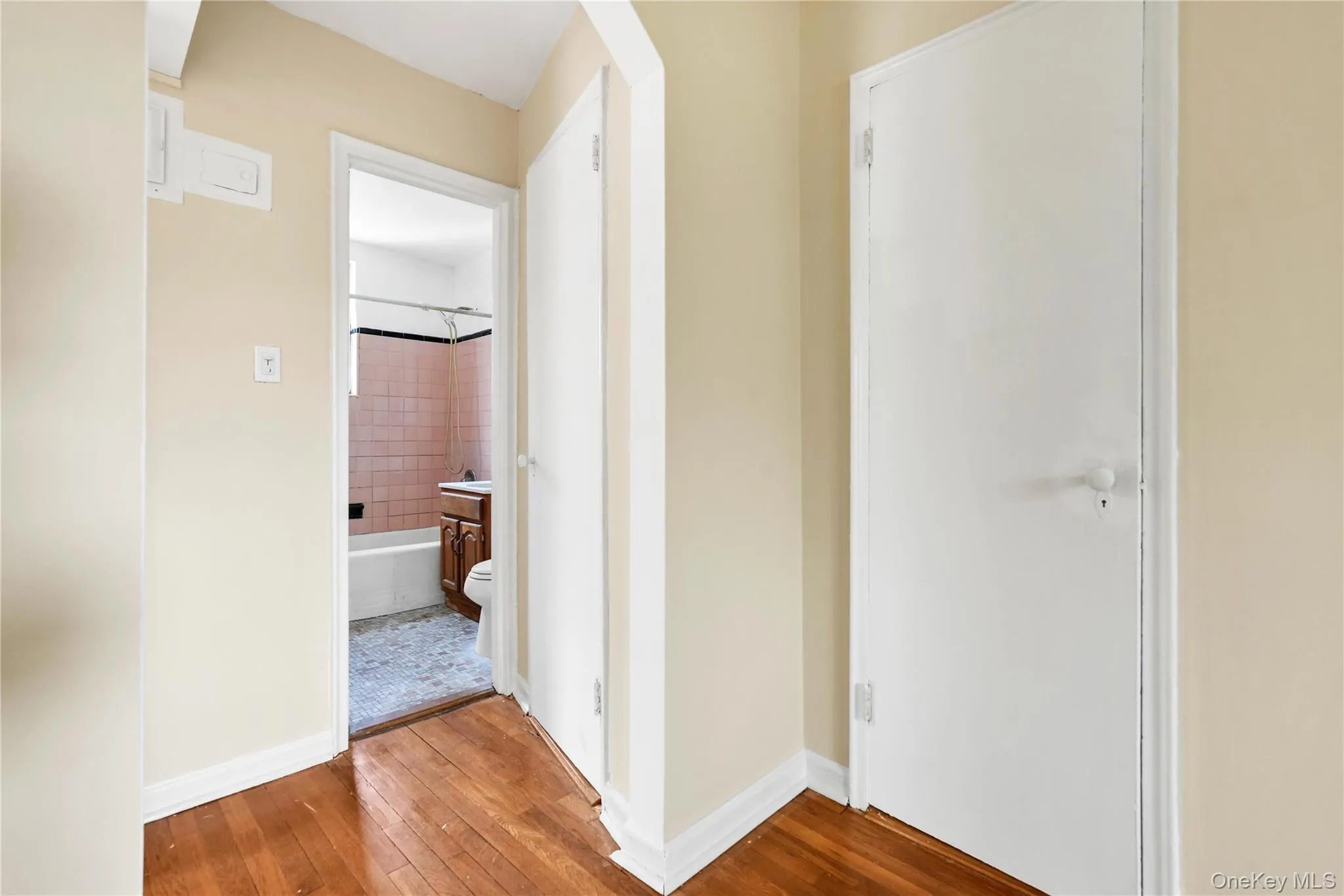 35-14 192nd Street, New York, NY, 1 Bedroom Bedrooms, 2 Rooms Rooms,1 BathroomBathrooms,Residential,For Rent,192nd,0,1037929 35-14 192nd Street, New York, NY, 1 Bedroom Bedrooms, 2 Rooms Rooms,1 BathroomBathrooms,Residential,For Rent,192nd,0,1037929