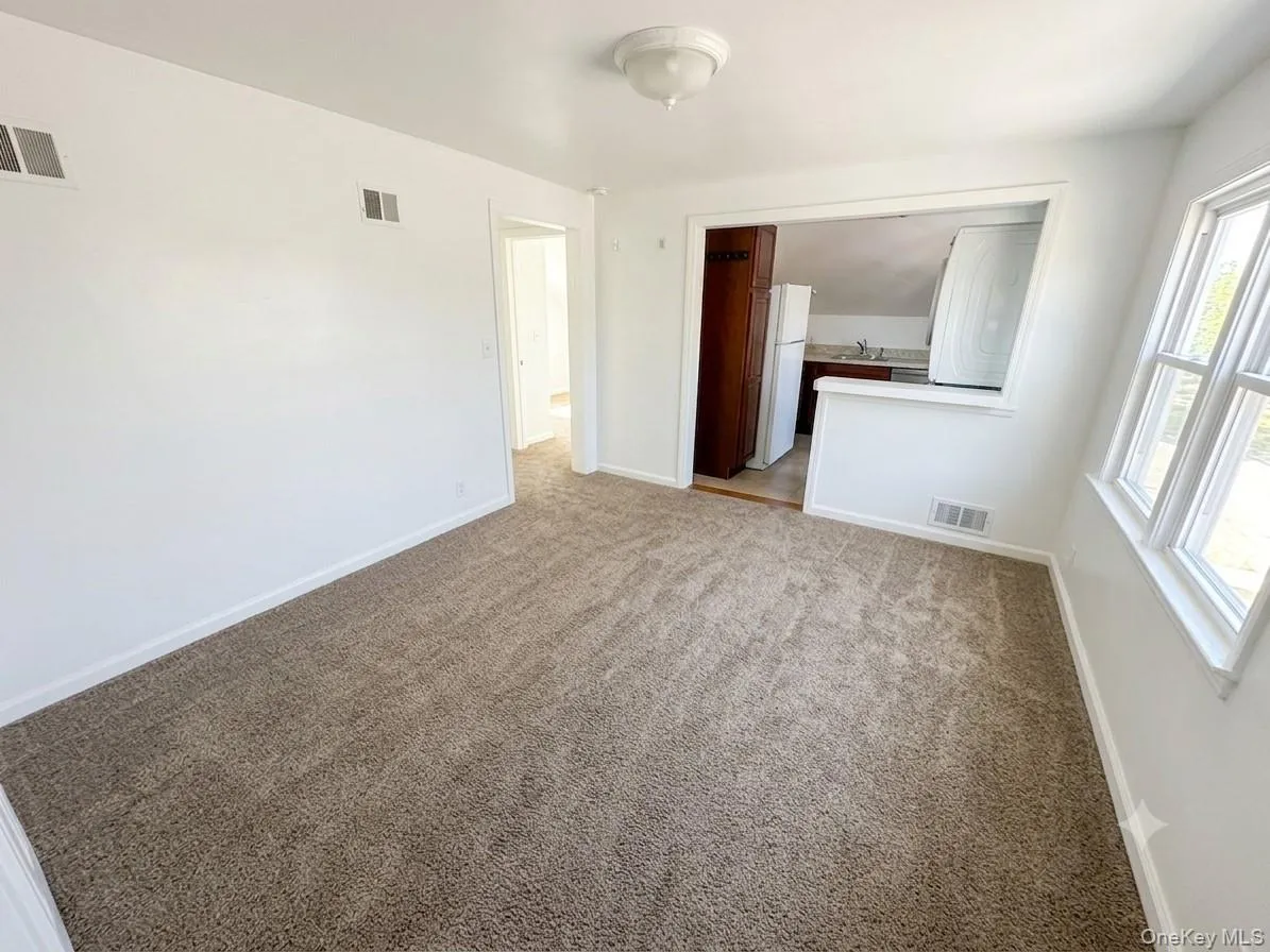 460 Atlantic Avenue, Hempstead, NY, 2 Bedrooms Bedrooms, 5 Rooms Rooms,1 BathroomBathrooms,Residential Lease,For Rent,Atlantic,0,1037930 460 Atlantic Avenue, Hempstead, NY, 2 Bedrooms Bedrooms, 5 Rooms Rooms,1 BathroomBathrooms,Residential Lease,For Rent,Atlantic,0,1037930