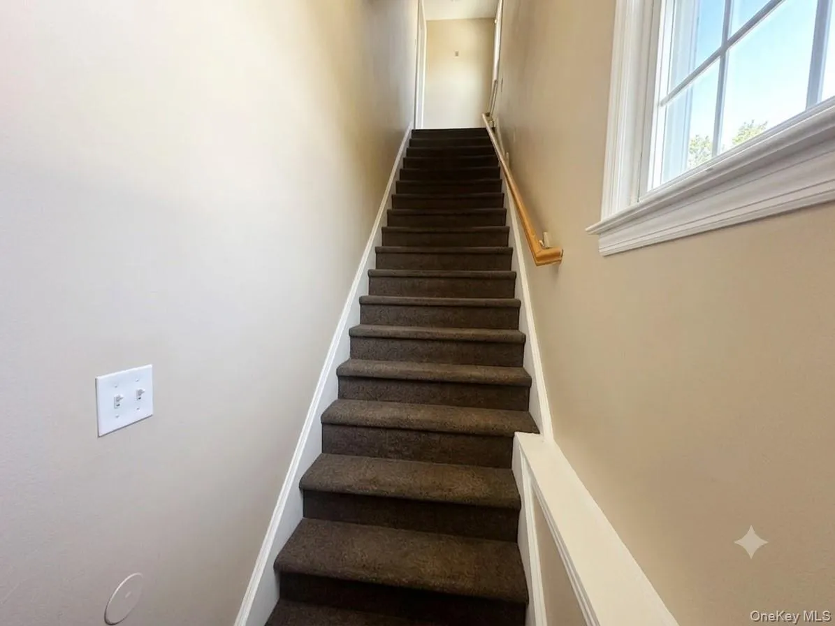 460 Atlantic Avenue, Hempstead, NY, 2 Bedrooms Bedrooms, 5 Rooms Rooms,1 BathroomBathrooms,Residential Lease,For Rent,Atlantic,0,1037930 460 Atlantic Avenue, Hempstead, NY, 2 Bedrooms Bedrooms, 5 Rooms Rooms,1 BathroomBathrooms,Residential Lease,For Rent,Atlantic,0,1037930