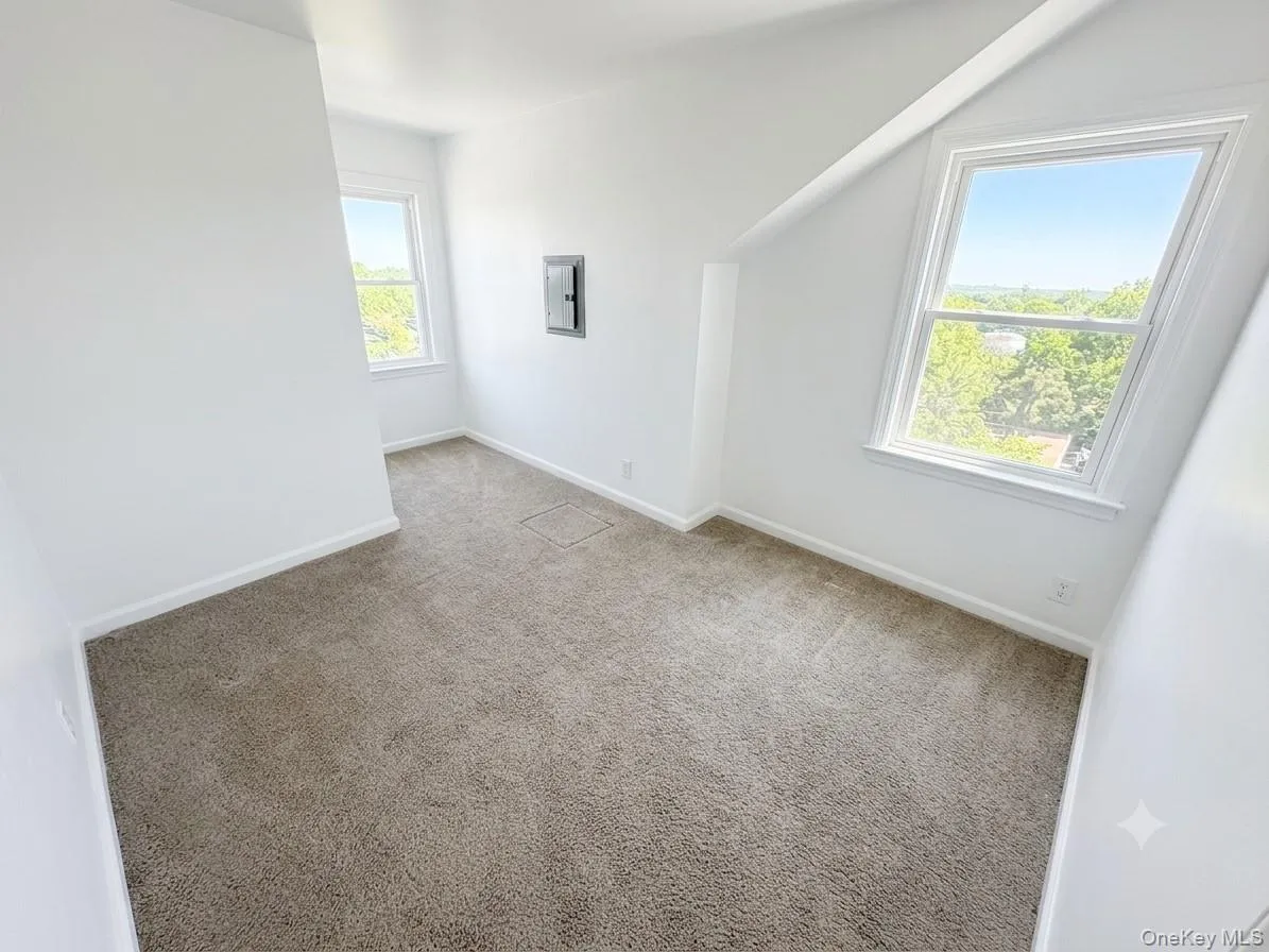 460 Atlantic Avenue, Hempstead, NY, 2 Bedrooms Bedrooms, 5 Rooms Rooms,1 BathroomBathrooms,Residential Lease,For Rent,Atlantic,0,1037930 460 Atlantic Avenue, Hempstead, NY, 2 Bedrooms Bedrooms, 5 Rooms Rooms,1 BathroomBathrooms,Residential Lease,For Rent,Atlantic,0,1037930