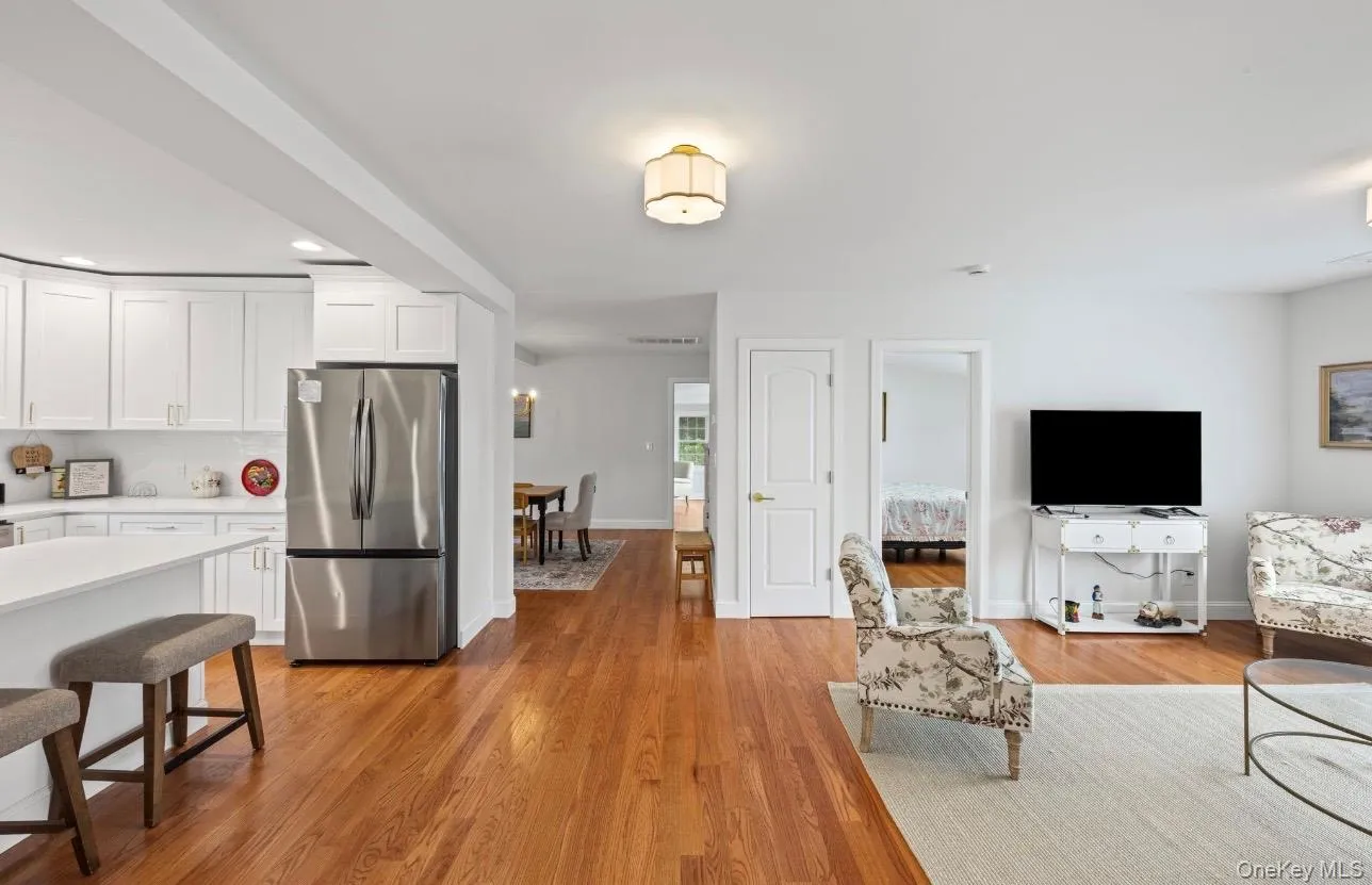12 Pleasant Avenue, Southampton, NY, 4 Bedrooms Bedrooms, 9 Rooms Rooms,2 BathroomsBathrooms,Residential,For Rent,Pleasant,0,1037938 12 Pleasant Avenue, Southampton, NY, 4 Bedrooms Bedrooms, 9 Rooms Rooms,2 BathroomsBathrooms,Residential,For Rent,Pleasant,0,1037938