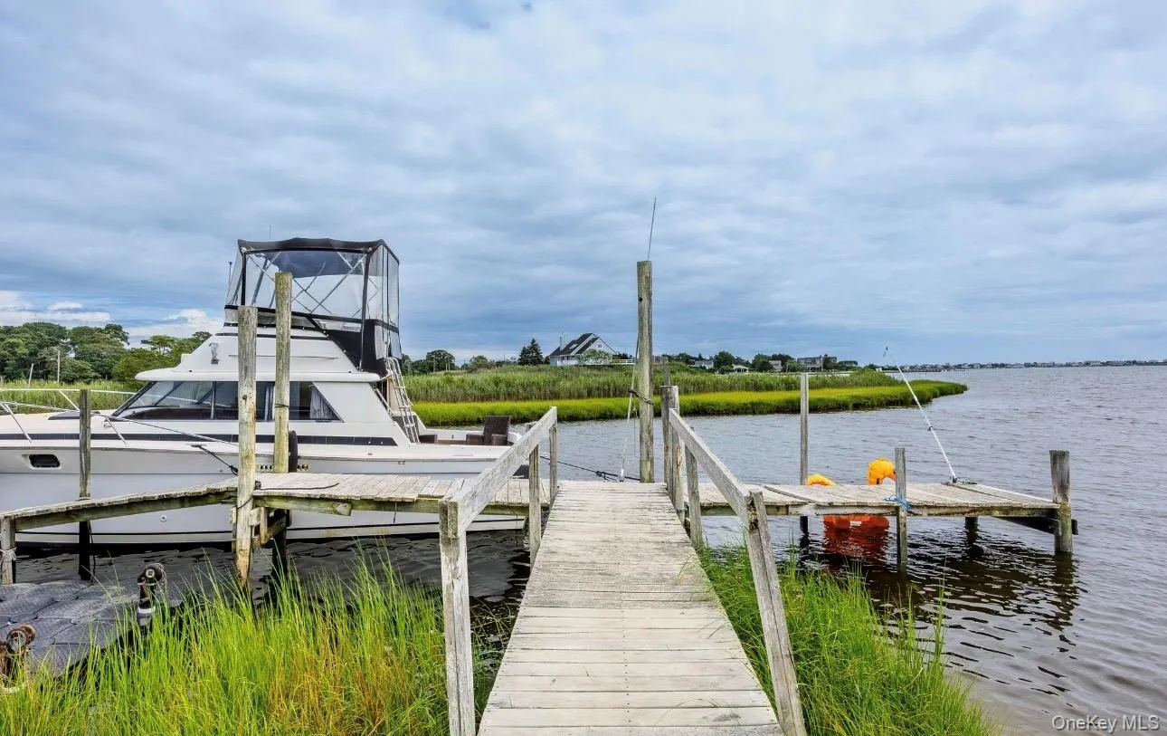 12 Pleasant Avenue, Southampton, NY, 4 Bedrooms Bedrooms, 9 Rooms Rooms,2 BathroomsBathrooms,Residential,For Rent,Pleasant,0,1037938 12 Pleasant Avenue, Southampton, NY, 4 Bedrooms Bedrooms, 9 Rooms Rooms,2 BathroomsBathrooms,Residential,For Rent,Pleasant,0,1037938