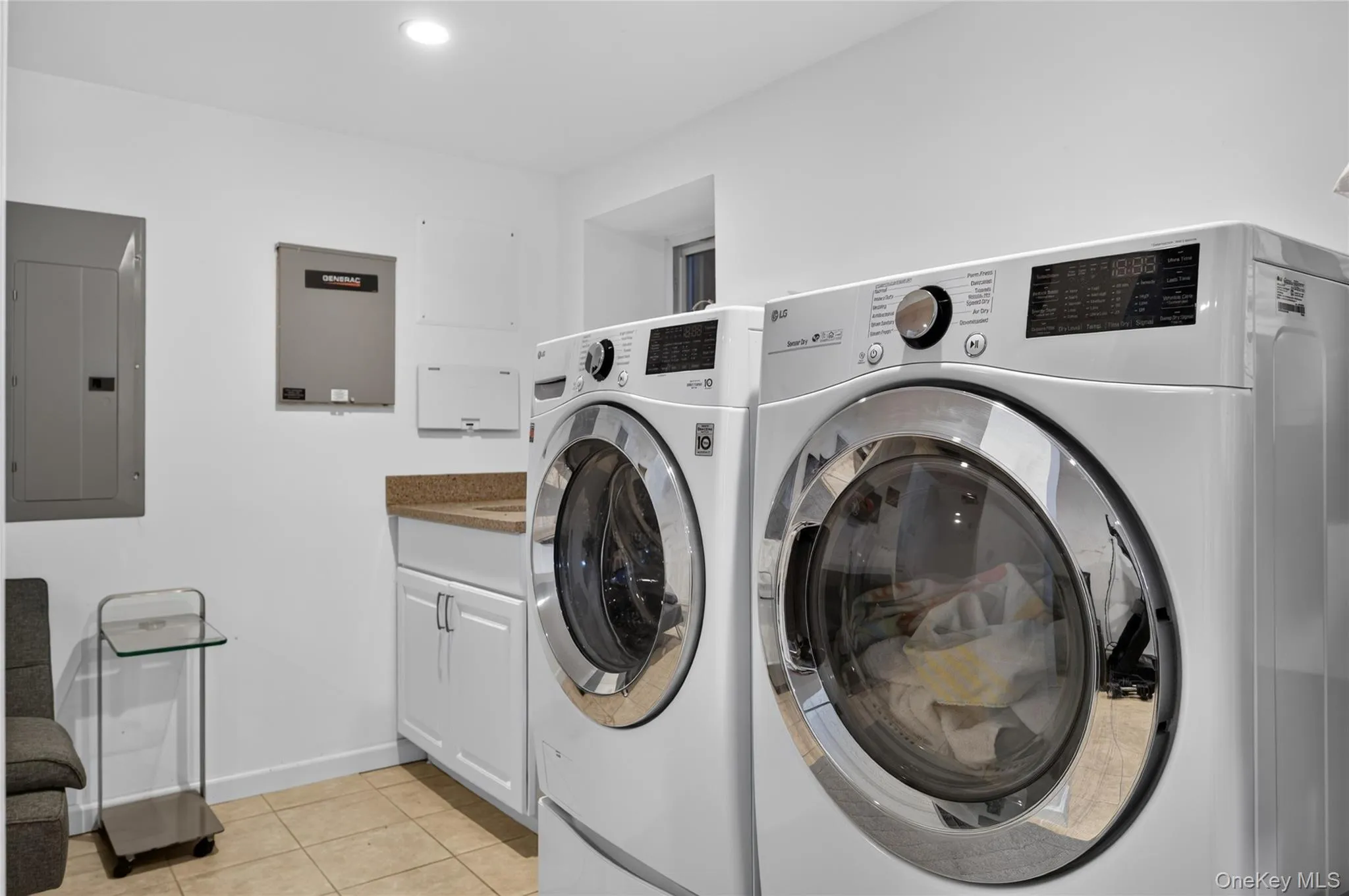 31 Driftwood Drive, North Hempstead, NY, 4 Bedrooms Bedrooms, 8 Rooms Rooms,3 BathroomsBathrooms,Residential,For Rent,Driftwood,0,1037946 31 Driftwood Drive, North Hempstead, NY, 4 Bedrooms Bedrooms, 8 Rooms Rooms,3 BathroomsBathrooms,Residential,For Rent,Driftwood,0,1037946