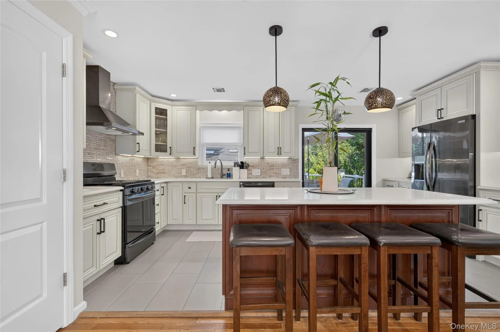 31 Driftwood Drive, North Hempstead, NY, 4 Bedrooms Bedrooms, 8 Rooms Rooms,3 BathroomsBathrooms,Residential,For Rent,Driftwood,0,1037946 31 Driftwood Drive, North Hempstead, NY, 4 Bedrooms Bedrooms, 8 Rooms Rooms,3 BathroomsBathrooms,Residential,For Rent,Driftwood,0,1037946