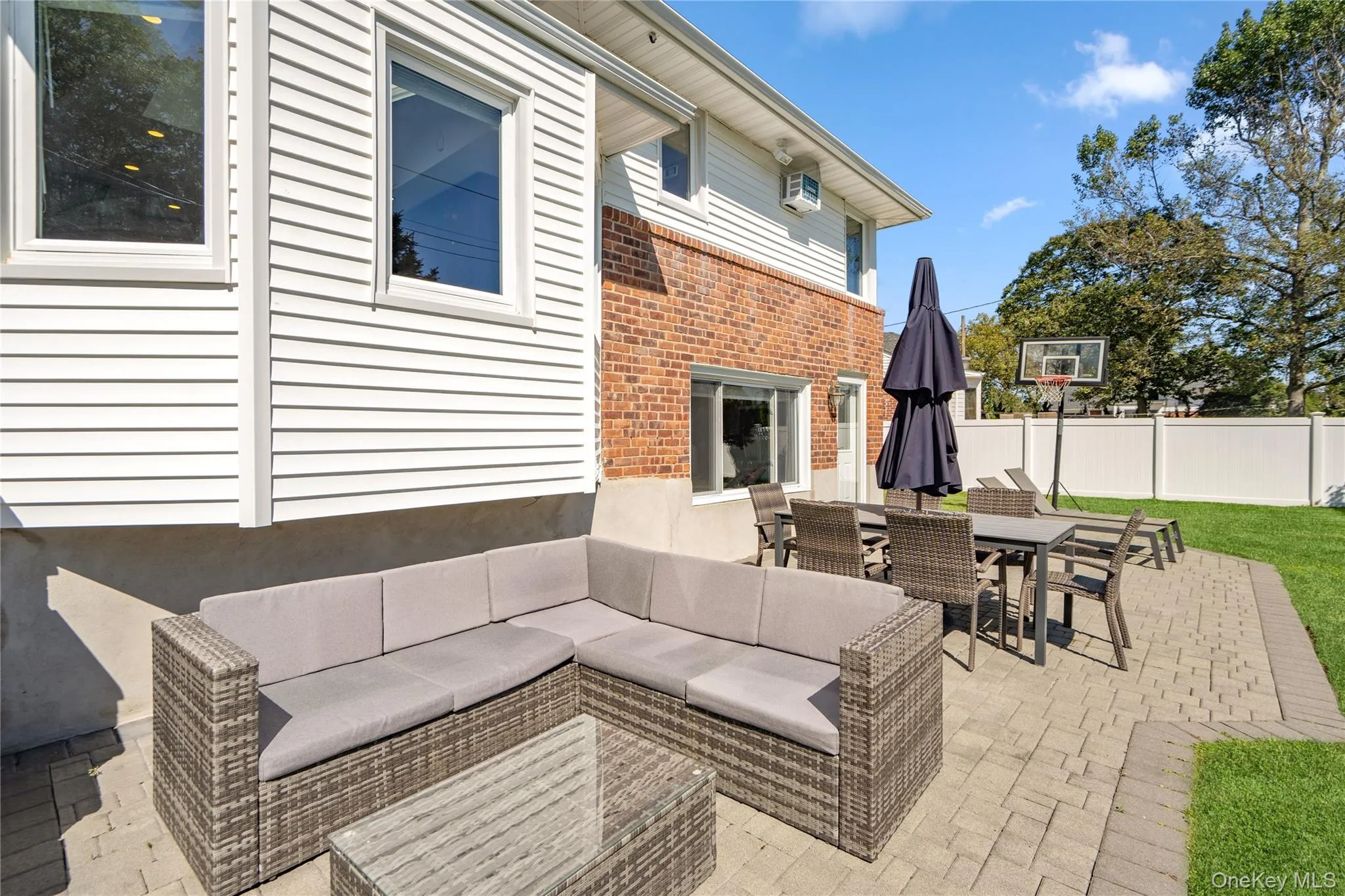542 Suffolk Avenue, Oyster Bay, NY, 3 Bedrooms Bedrooms, 7 Rooms Rooms,2 BathroomsBathrooms,Residential,For Rent,Suffolk,0,1037953 542 Suffolk Avenue, Oyster Bay, NY, 3 Bedrooms Bedrooms, 7 Rooms Rooms,2 BathroomsBathrooms,Residential,For Rent,Suffolk,0,1037953