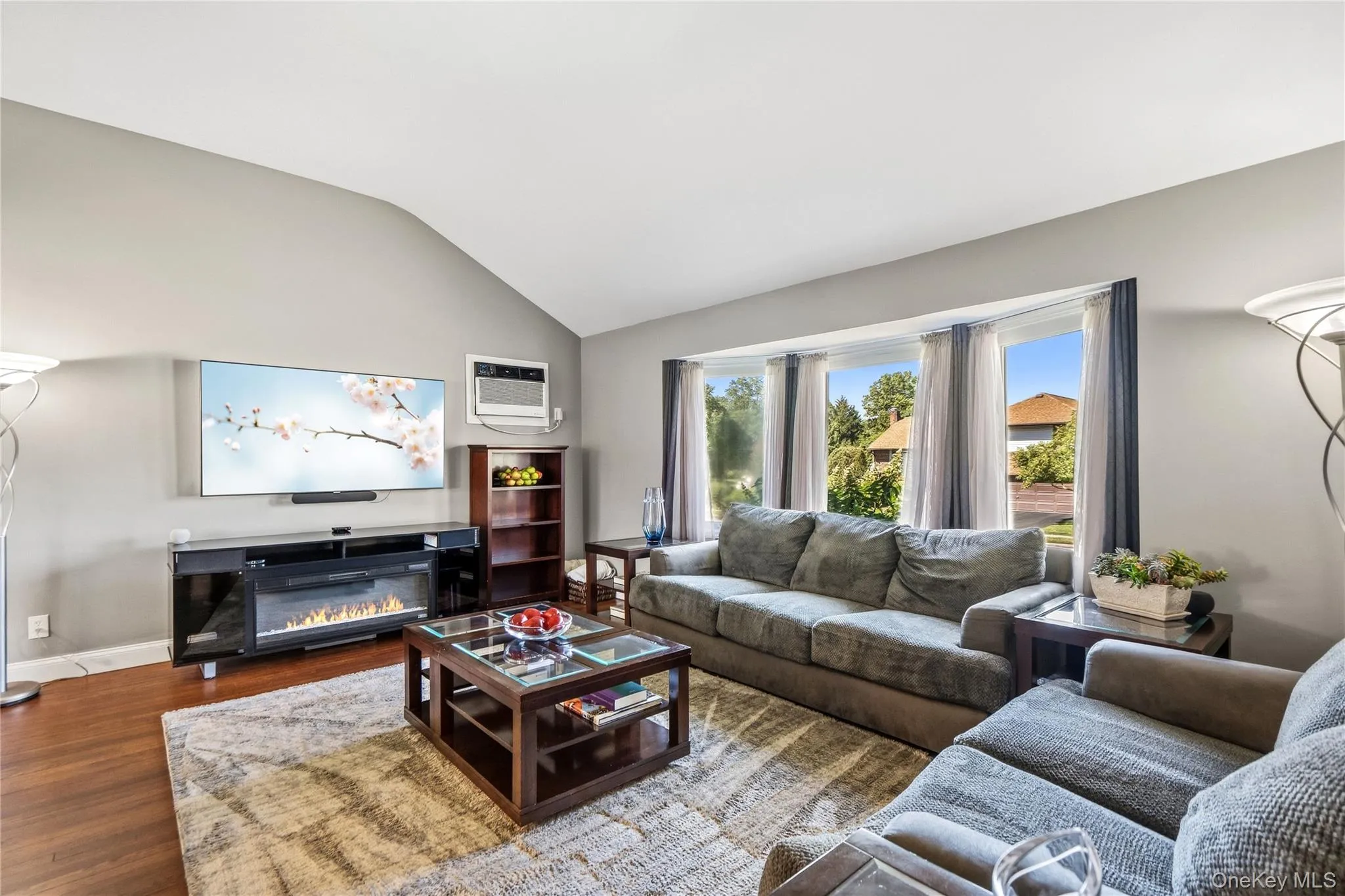542 Suffolk Avenue, Oyster Bay, NY, 3 Bedrooms Bedrooms, 7 Rooms Rooms,2 BathroomsBathrooms,Residential,For Rent,Suffolk,0,1037953 542 Suffolk Avenue, Oyster Bay, NY, 3 Bedrooms Bedrooms, 7 Rooms Rooms,2 BathroomsBathrooms,Residential,For Rent,Suffolk,0,1037953