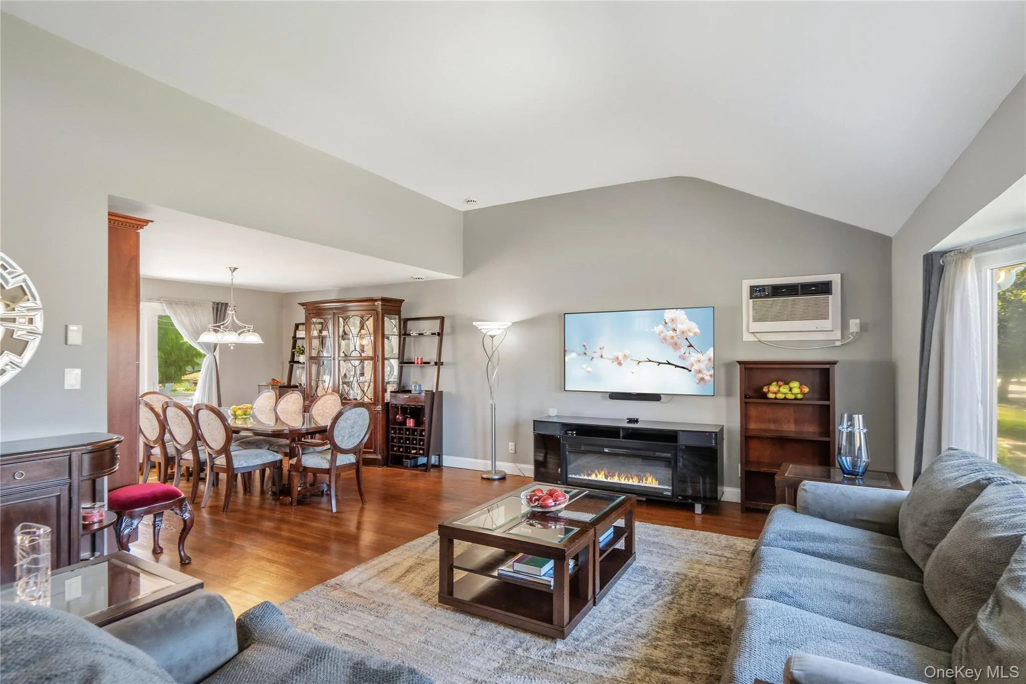 542 Suffolk Avenue, Oyster Bay, NY, 3 Bedrooms Bedrooms, 7 Rooms Rooms,2 BathroomsBathrooms,Residential,For Rent,Suffolk,0,1037953 542 Suffolk Avenue, Oyster Bay, NY, 3 Bedrooms Bedrooms, 7 Rooms Rooms,2 BathroomsBathrooms,Residential,For Rent,Suffolk,0,1037953
