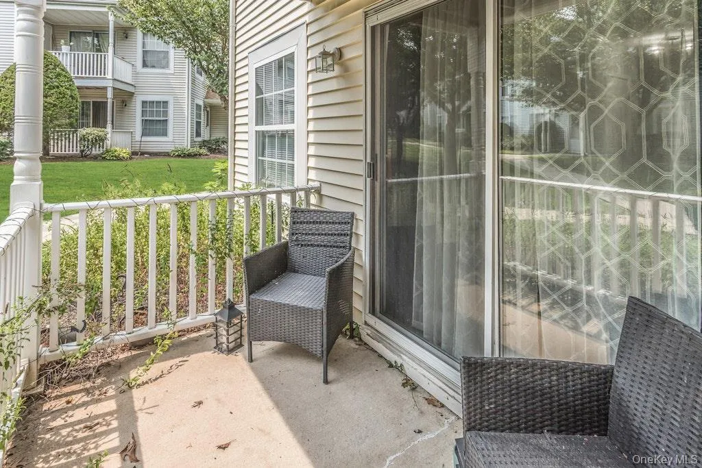 282 Fairview Circle, Brookhaven, NY, 2 Bedrooms Bedrooms, 5 Rooms Rooms,1 BathroomBathrooms,Residential,For Rent,Fairview,0,1037955 282 Fairview Circle, Brookhaven, NY, 2 Bedrooms Bedrooms, 5 Rooms Rooms,1 BathroomBathrooms,Residential,For Rent,Fairview,0,1037955