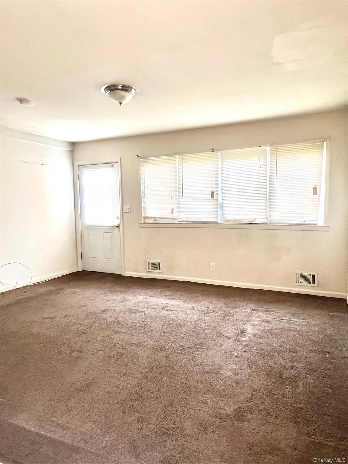1656 Thompson Drive, Islip, NY, 3 Bedrooms Bedrooms, 5 Rooms Rooms,1 BathroomBathrooms,Residential,For Rent,Thompson,0,1037958 1656 Thompson Drive, Islip, NY, 3 Bedrooms Bedrooms, 5 Rooms Rooms,1 BathroomBathrooms,Residential,For Rent,Thompson,0,1037958