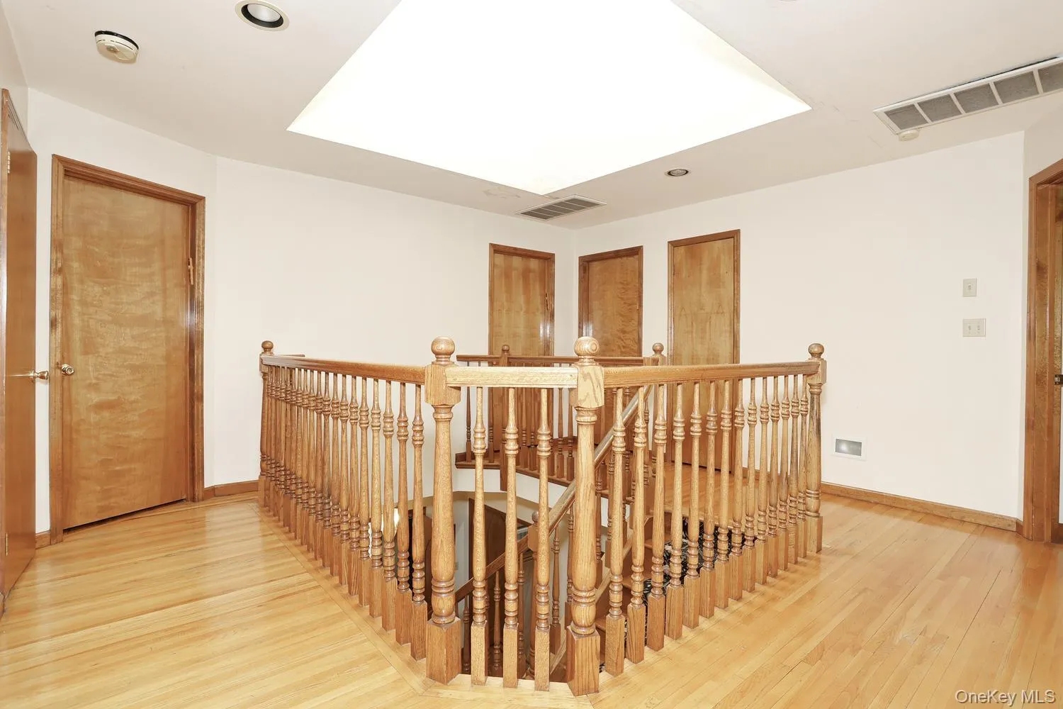 1 Morris Road, Ramapo, NY, 7 Bedrooms Bedrooms, 10 Rooms Rooms,3 BathroomsBathrooms,Residential,For Rent,Morris,0,1037963 1 Morris Road, Ramapo, NY, 7 Bedrooms Bedrooms, 10 Rooms Rooms,3 BathroomsBathrooms,Residential,For Rent,Morris,0,1037963