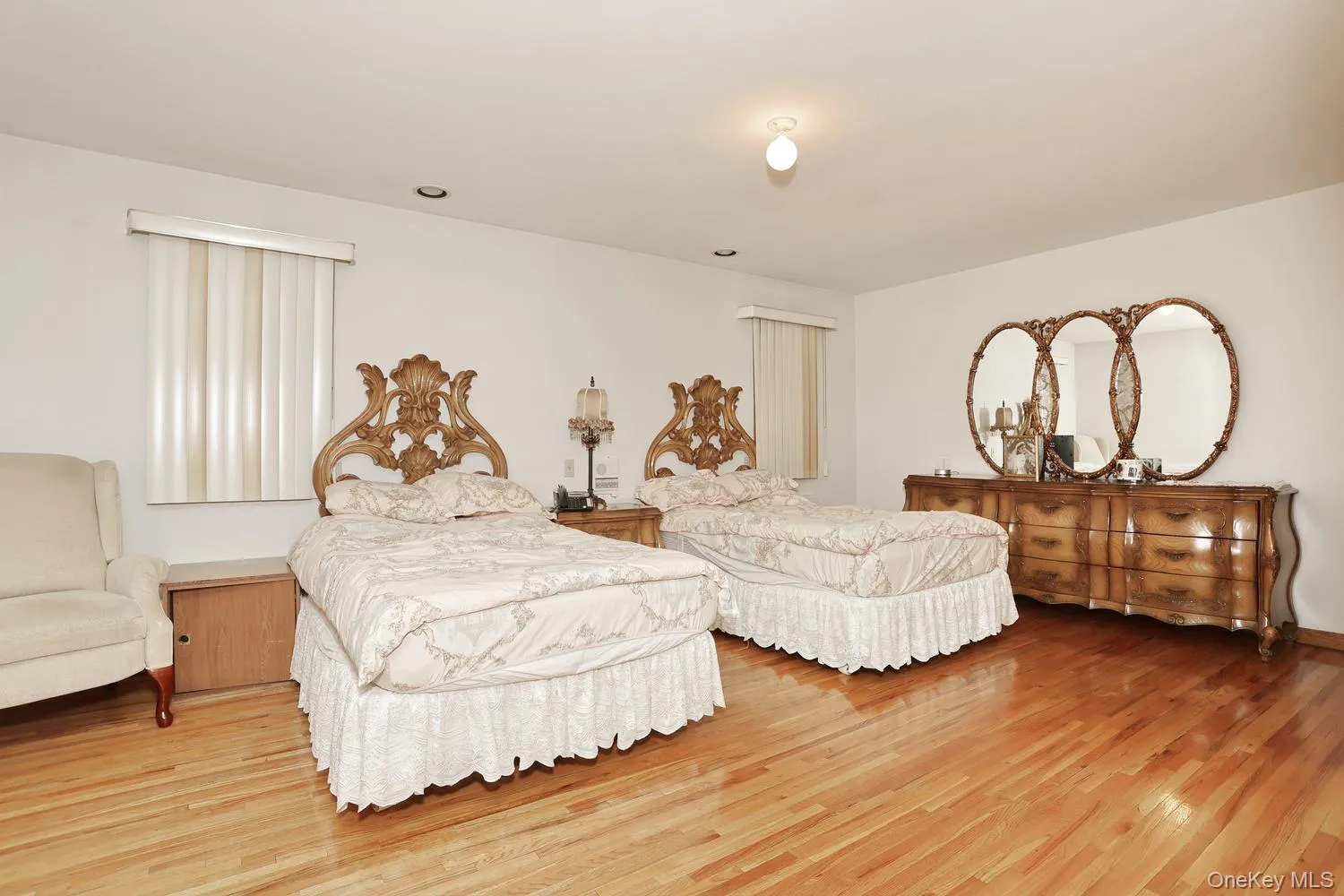 1 Morris Road, Ramapo, NY, 7 Bedrooms Bedrooms, 10 Rooms Rooms,3 BathroomsBathrooms,Residential,For Rent,Morris,0,1037963 1 Morris Road, Ramapo, NY, 7 Bedrooms Bedrooms, 10 Rooms Rooms,3 BathroomsBathrooms,Residential,For Rent,Morris,0,1037963