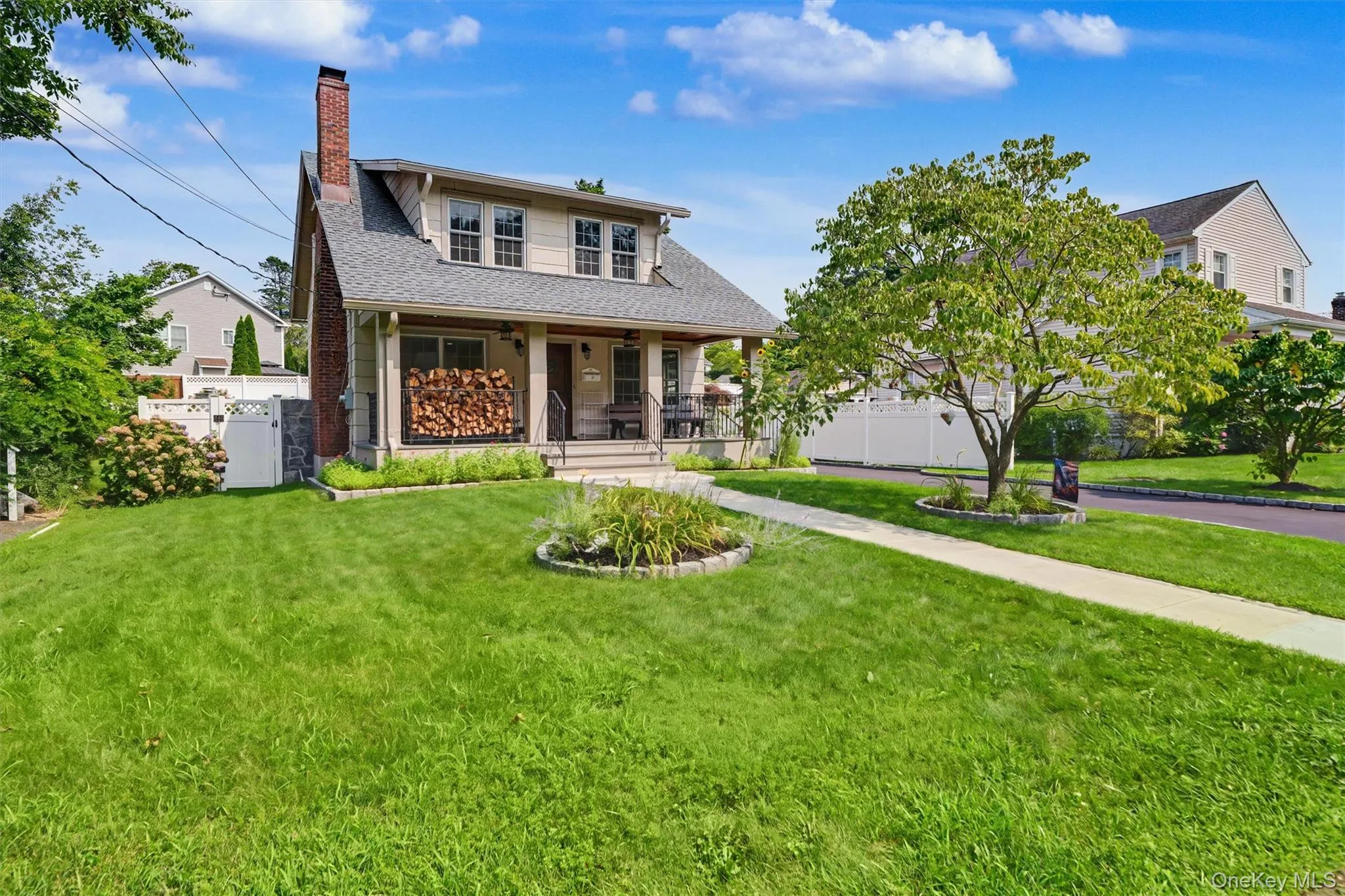 26 Gedney Terrace, White Plains, NY, 3 Bedrooms Bedrooms, 7 Rooms Rooms,2 BathroomsBathrooms,Residential,For Rent,Gedney,0,1037965 26 Gedney Terrace, White Plains, NY, 3 Bedrooms Bedrooms, 7 Rooms Rooms,2 BathroomsBathrooms,Residential,For Rent,Gedney,0,1037965