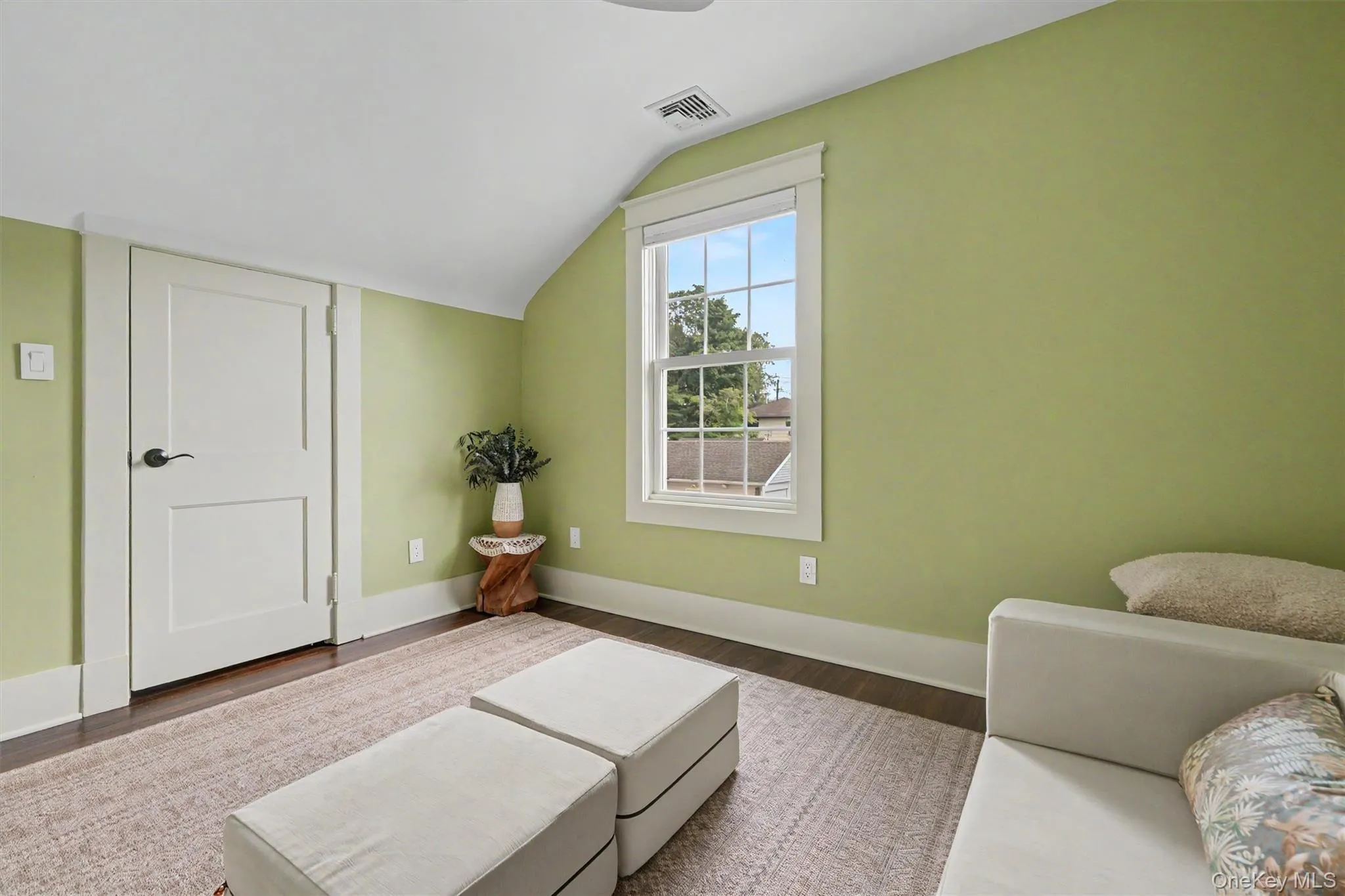 26 Gedney Terrace, White Plains, NY, 3 Bedrooms Bedrooms, 7 Rooms Rooms,2 BathroomsBathrooms,Residential,For Rent,Gedney,0,1037965 26 Gedney Terrace, White Plains, NY, 3 Bedrooms Bedrooms, 7 Rooms Rooms,2 BathroomsBathrooms,Residential,For Rent,Gedney,0,1037965