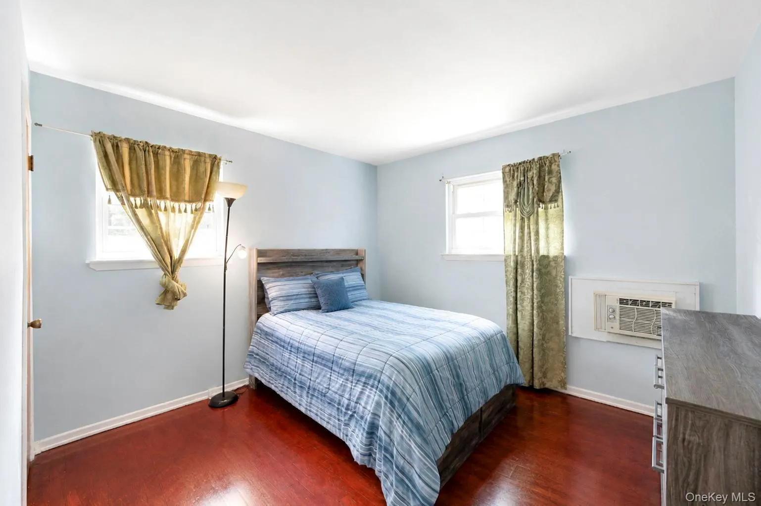 46 Marshall Avenue, Islip, NY, 3 Bedrooms Bedrooms, 5 Rooms Rooms,2 BathroomsBathrooms,Residential,For Rent,Marshall,0,1037972 46 Marshall Avenue, Islip, NY, 3 Bedrooms Bedrooms, 5 Rooms Rooms,2 BathroomsBathrooms,Residential,For Rent,Marshall,0,1037972