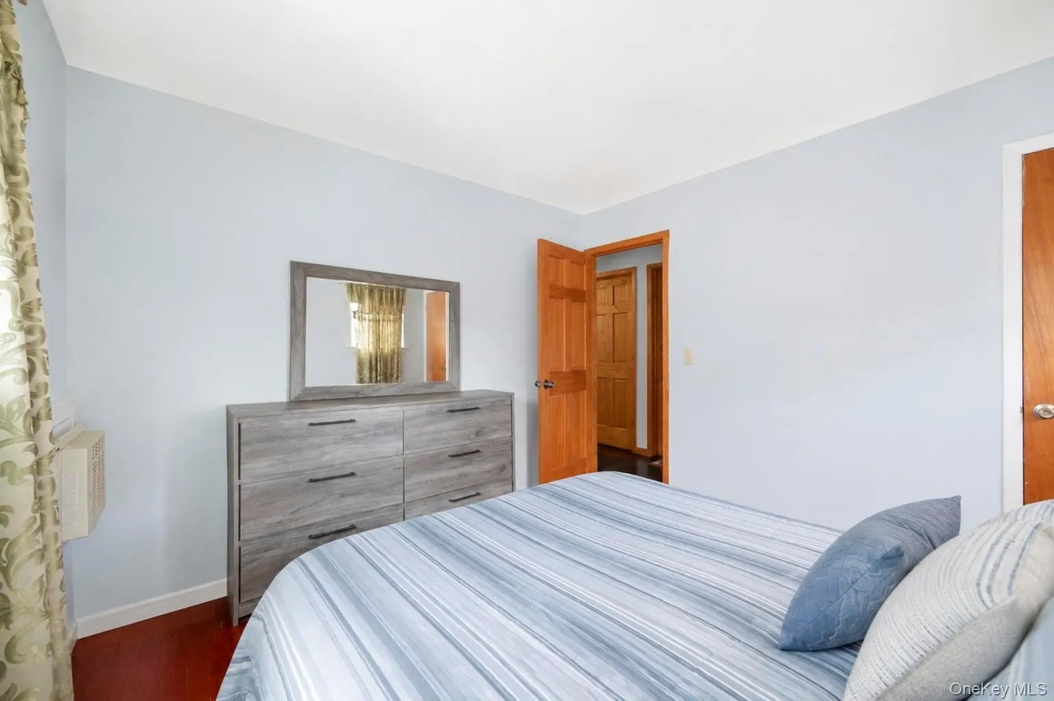 46 Marshall Avenue, Islip, NY, 3 Bedrooms Bedrooms, 5 Rooms Rooms,2 BathroomsBathrooms,Residential,For Rent,Marshall,0,1037972 46 Marshall Avenue, Islip, NY, 3 Bedrooms Bedrooms, 5 Rooms Rooms,2 BathroomsBathrooms,Residential,For Rent,Marshall,0,1037972