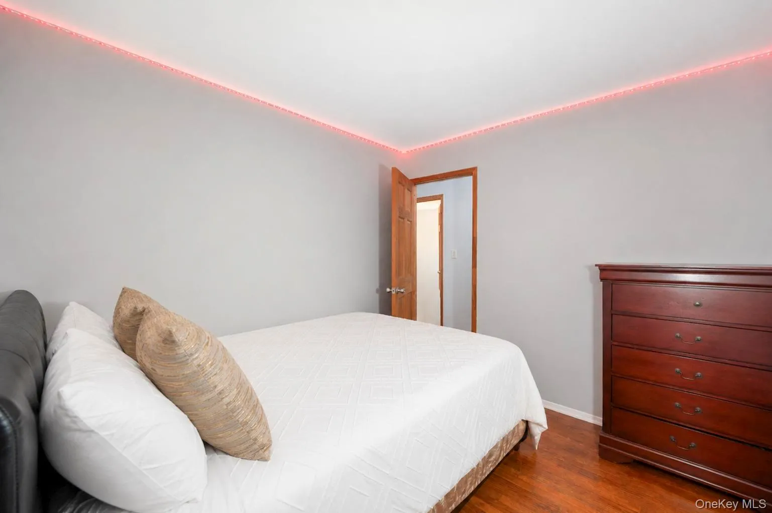 46 Marshall Avenue, Islip, NY, 3 Bedrooms Bedrooms, 5 Rooms Rooms,2 BathroomsBathrooms,Residential,For Rent,Marshall,0,1037972 46 Marshall Avenue, Islip, NY, 3 Bedrooms Bedrooms, 5 Rooms Rooms,2 BathroomsBathrooms,Residential,For Rent,Marshall,0,1037972