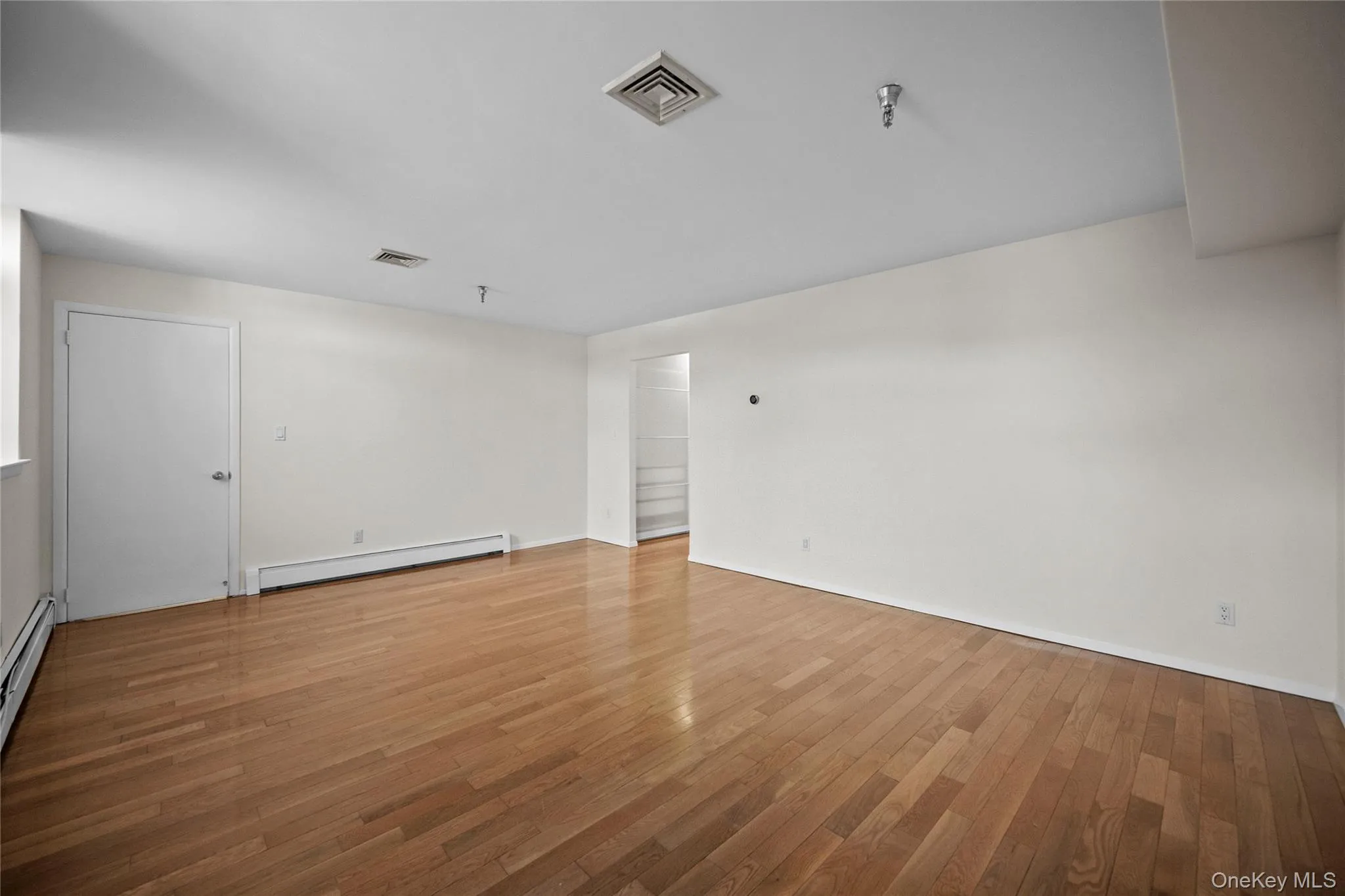 520 Ashford Avenue, Greenburgh, NY, 2 Bedrooms Bedrooms, 5 Rooms Rooms,2 BathroomsBathrooms,Residential Lease,For Rent,Ashford,0,1037973 520 Ashford Avenue, Greenburgh, NY, 2 Bedrooms Bedrooms, 5 Rooms Rooms,2 BathroomsBathrooms,Residential Lease,For Rent,Ashford,0,1037973